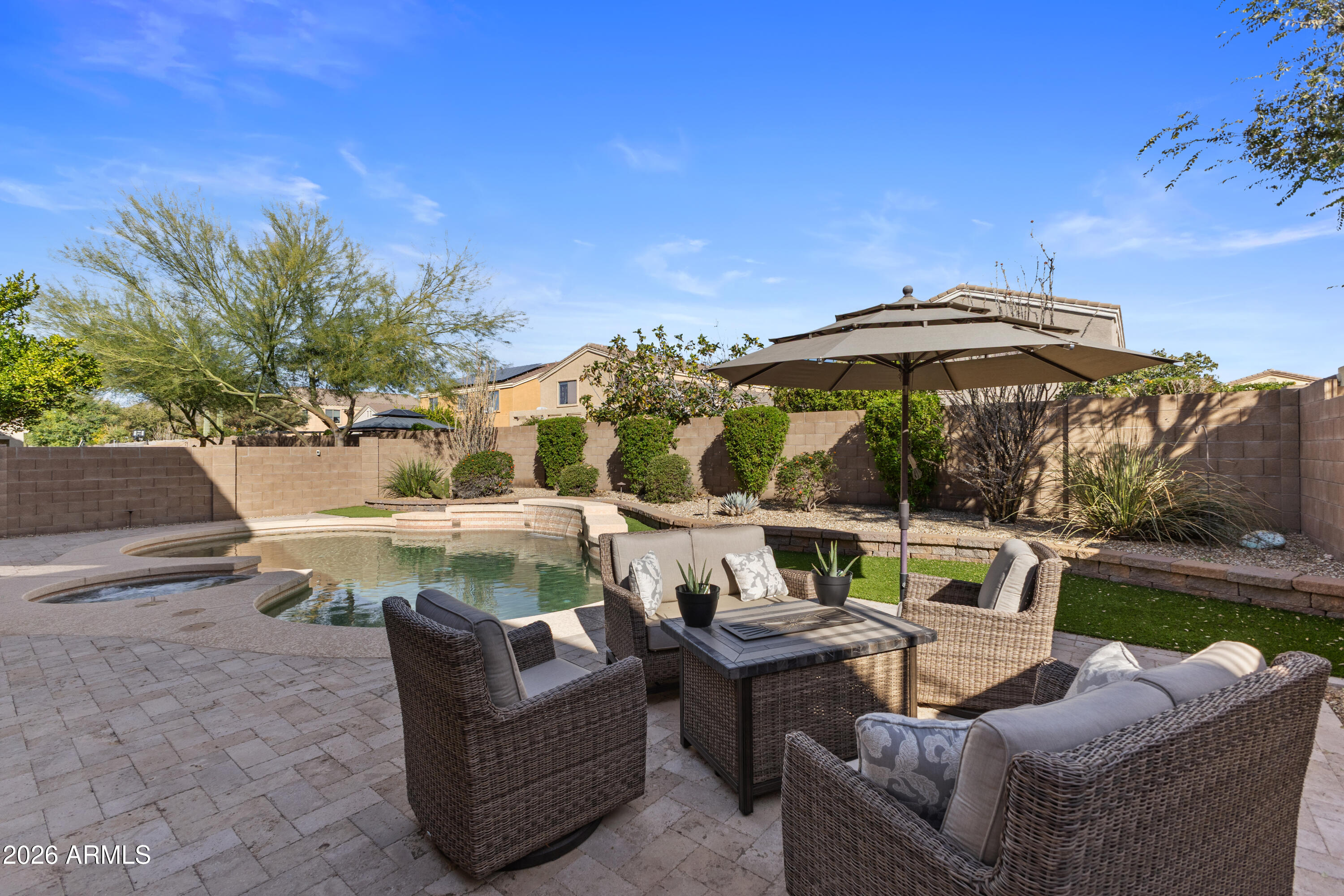 2538 E MINE CREEK Road