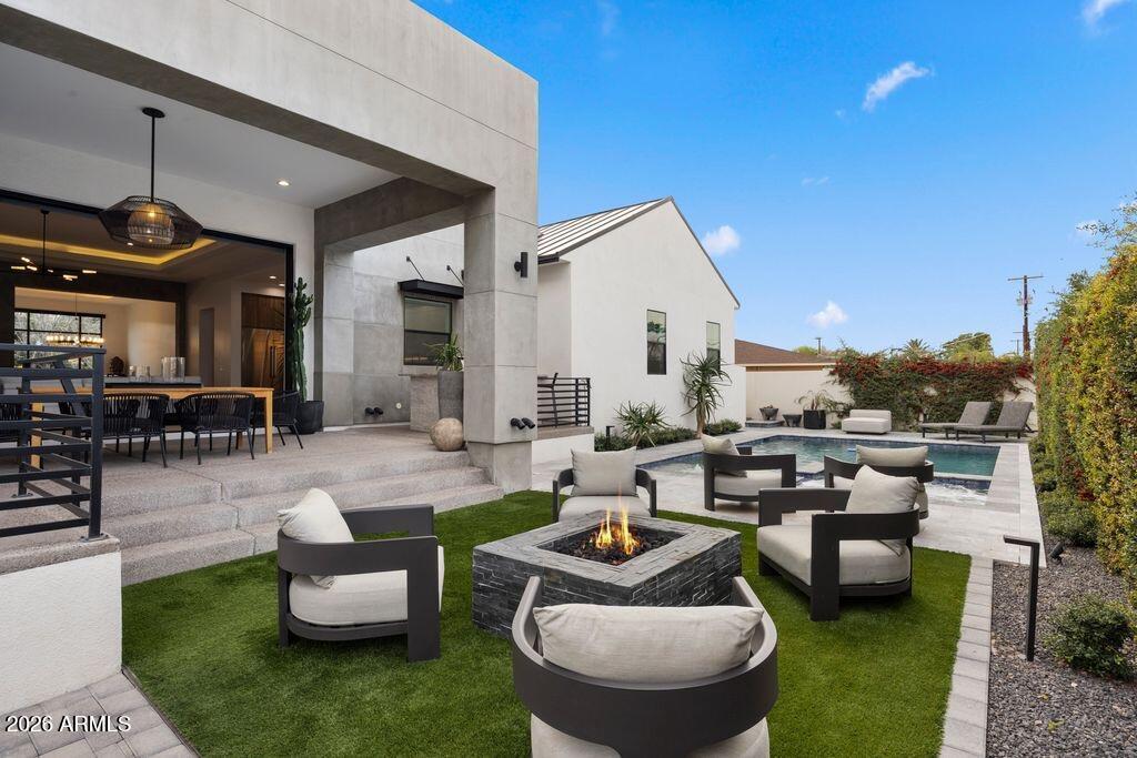 6416 E CALLE CAMELIA