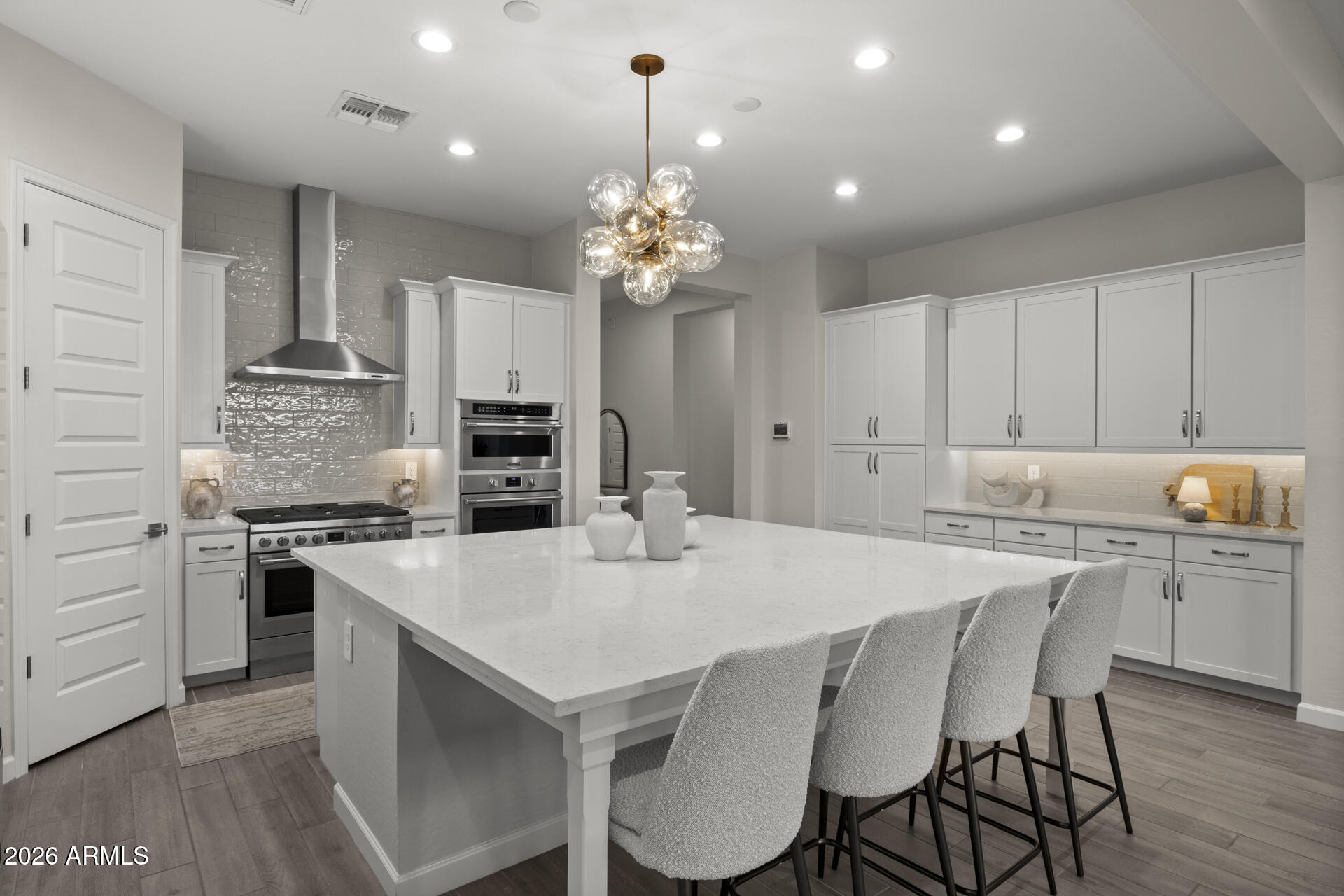 5954 E CAT BALUE Drive