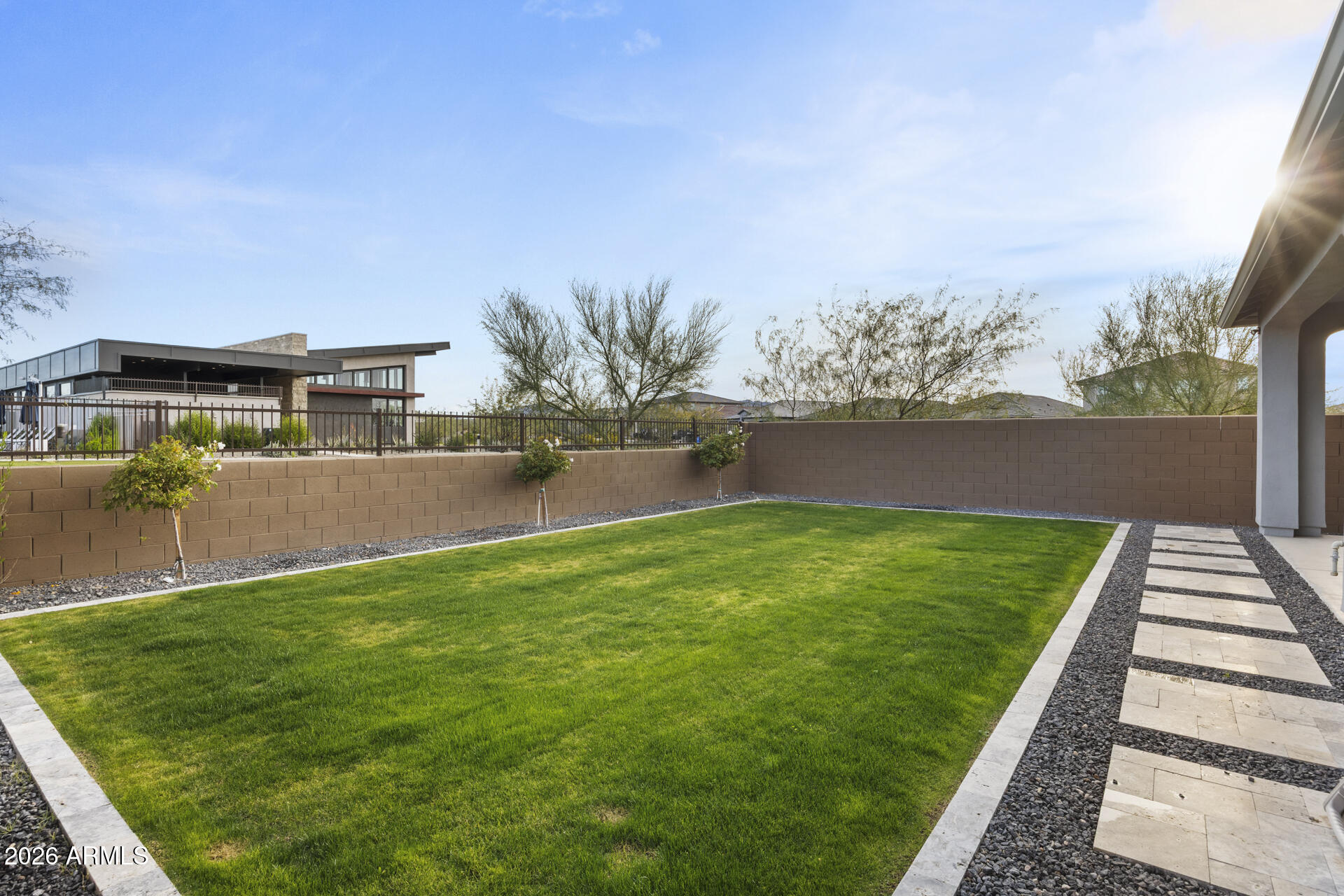 5954 E CAT BALUE Drive