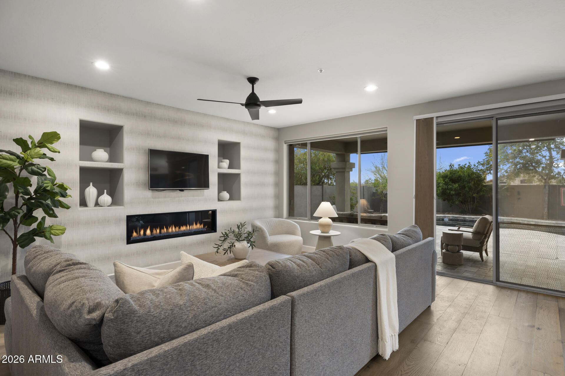 10532 E FIREWHEEL Drive