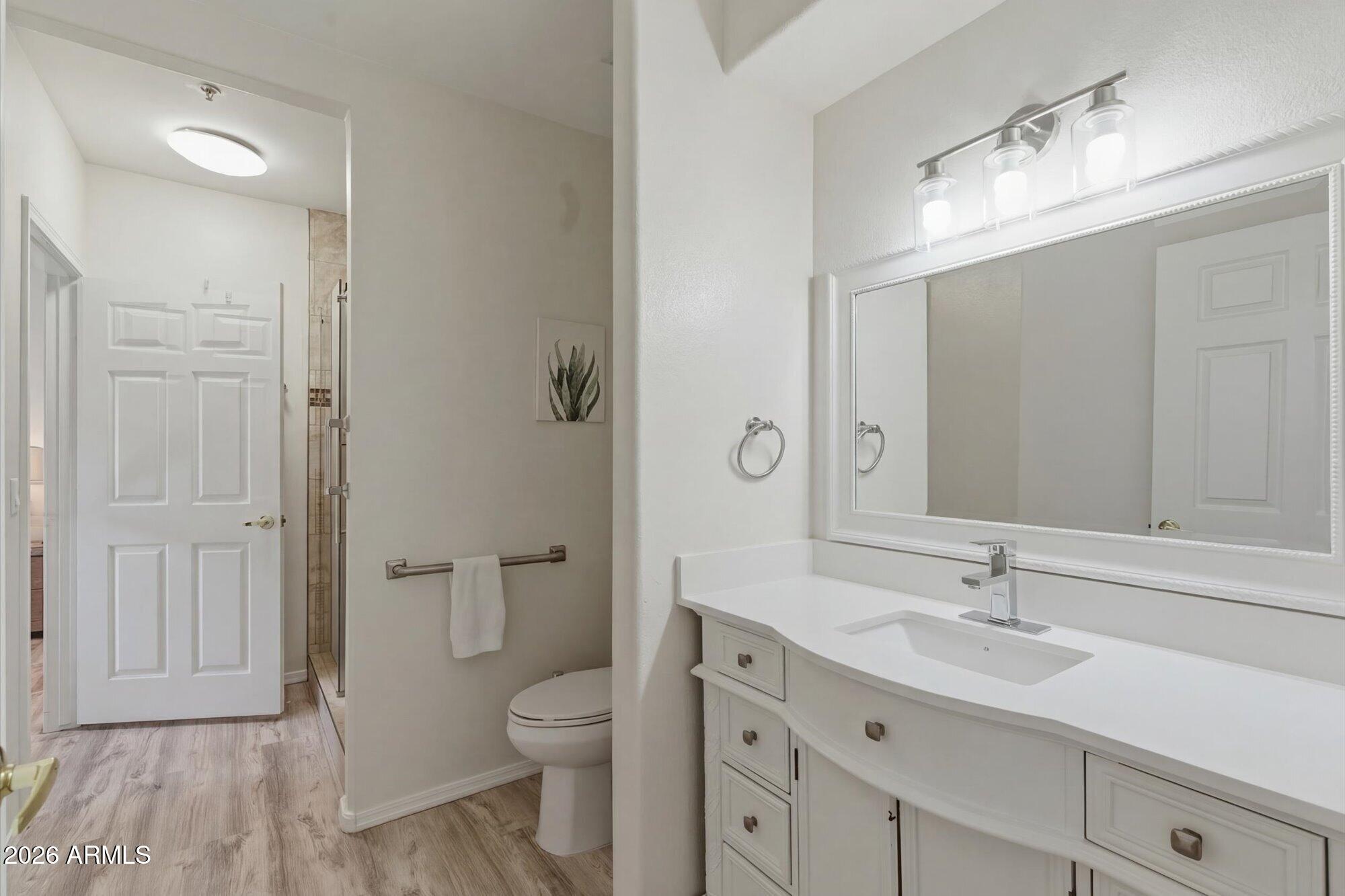 15095 N THOMPSON PEAK Parkway 1044