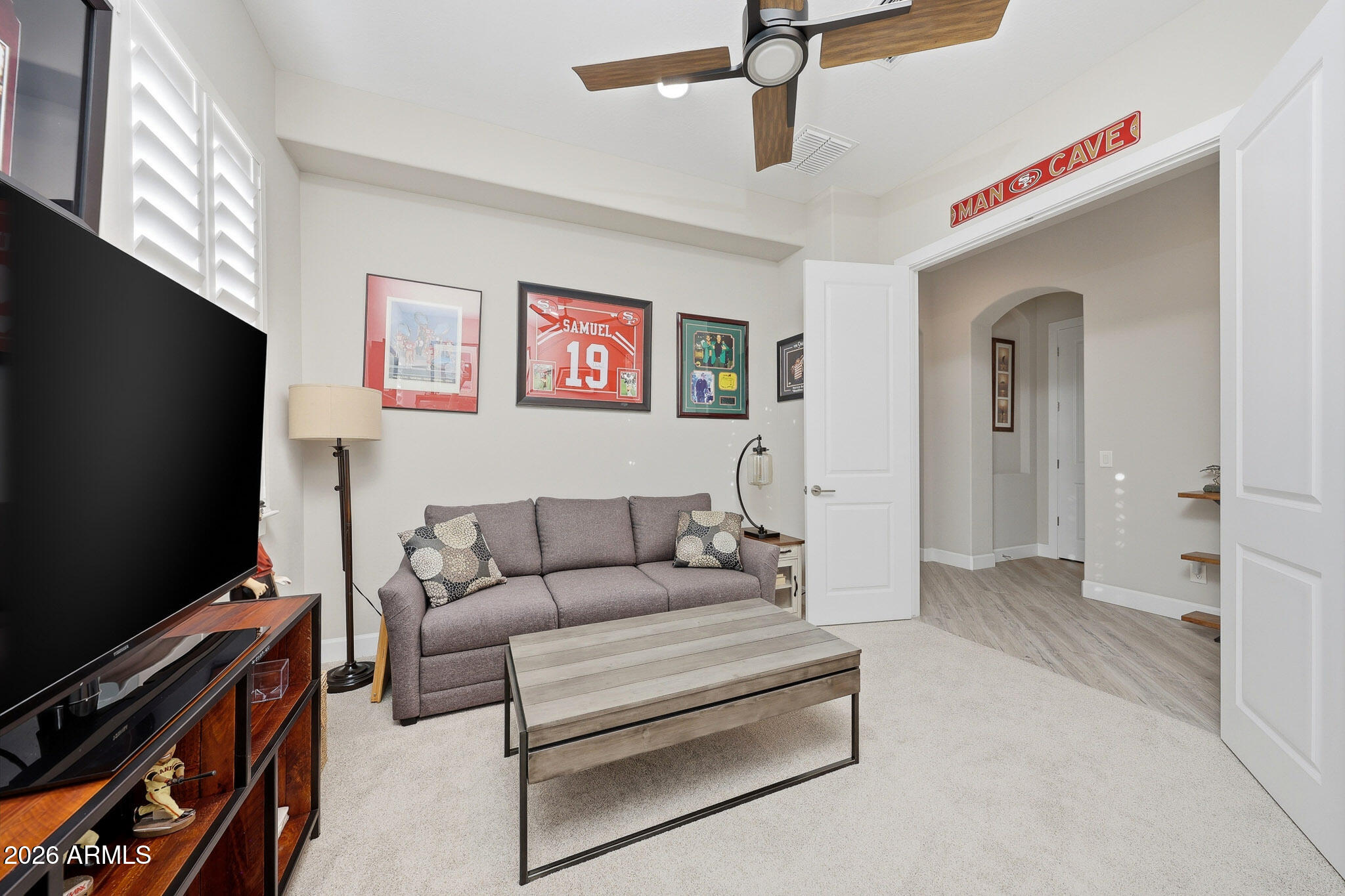 64 E KENNEDIA Drive
