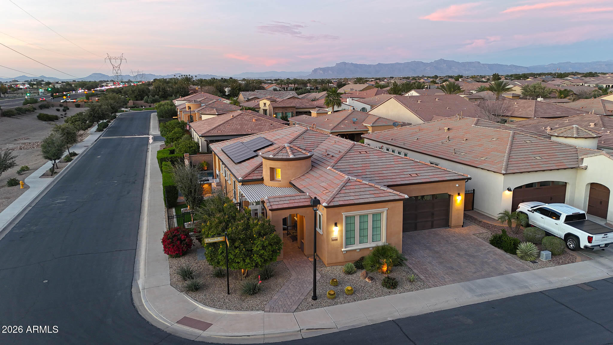 64 E KENNEDIA Drive
