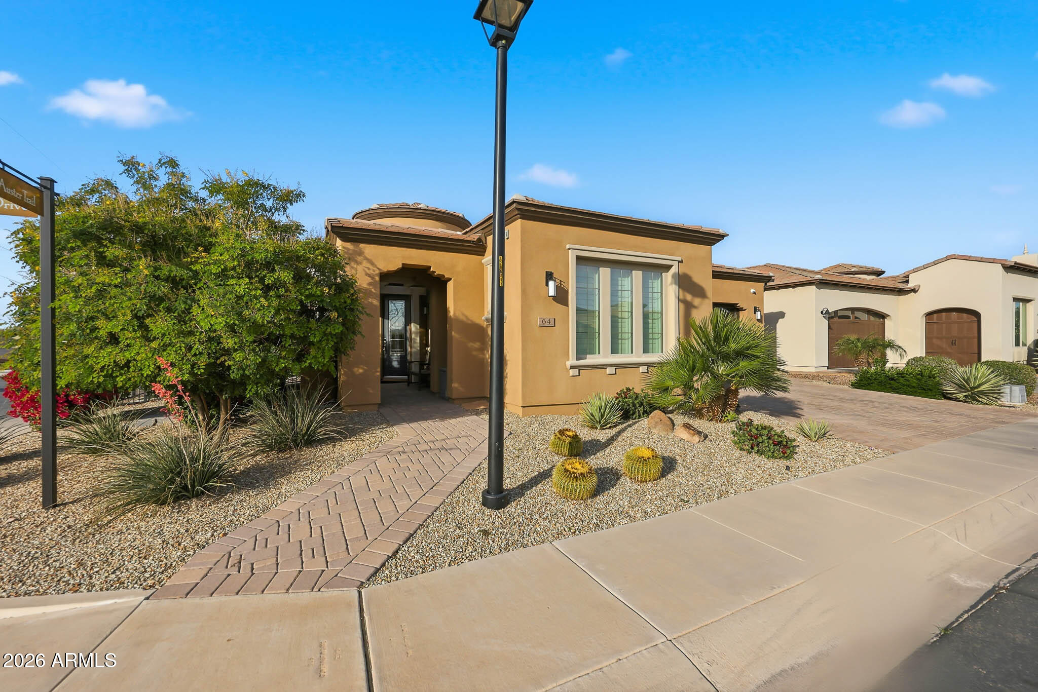 64 E KENNEDIA Drive