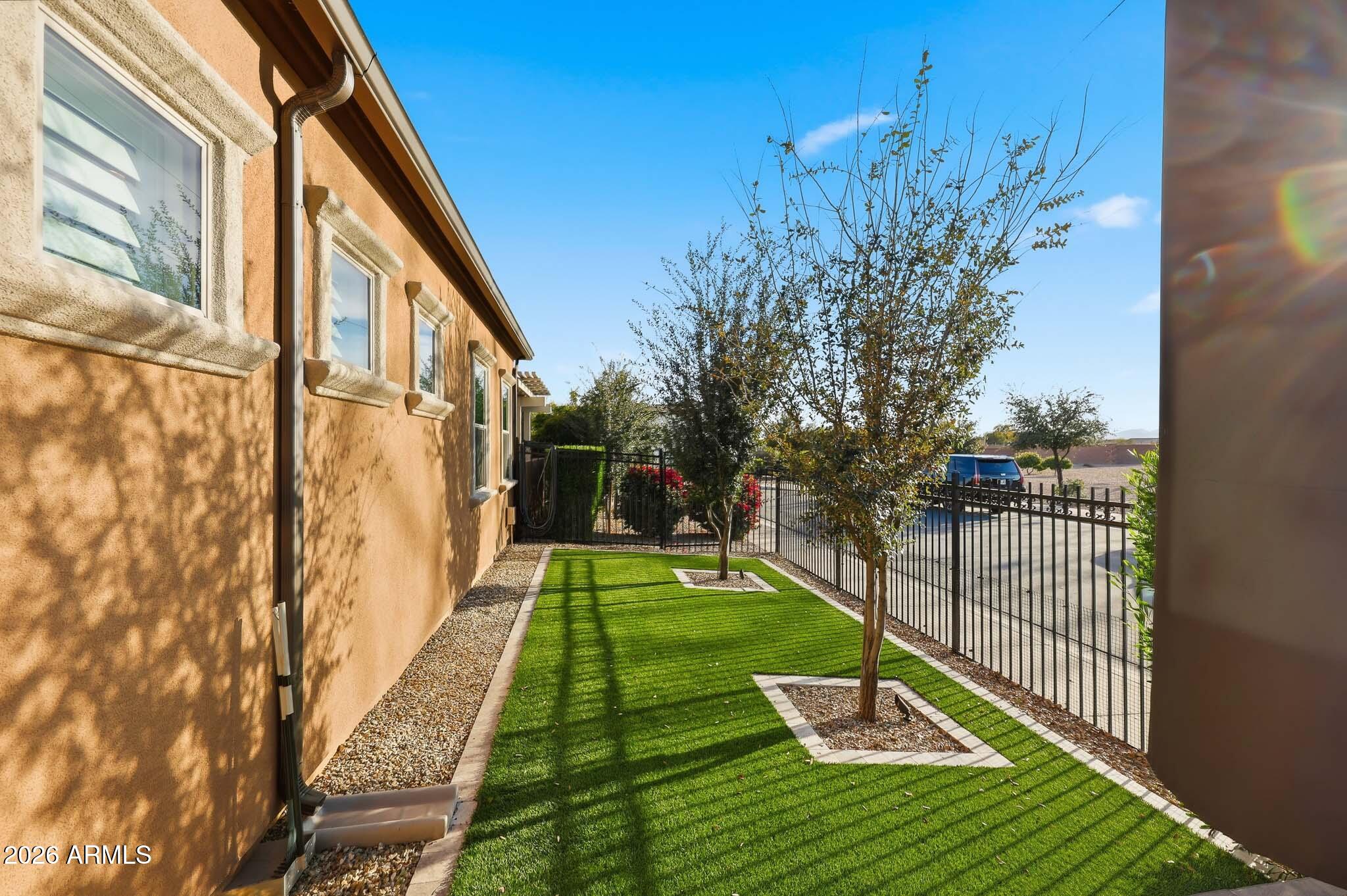 64 E KENNEDIA Drive