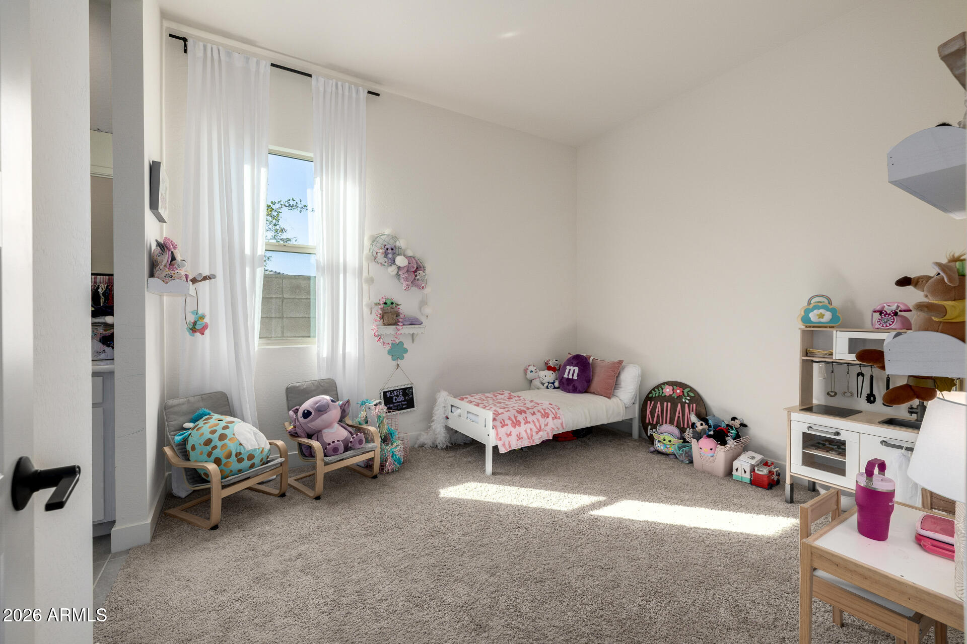 18418 W MEDLOCK Drive