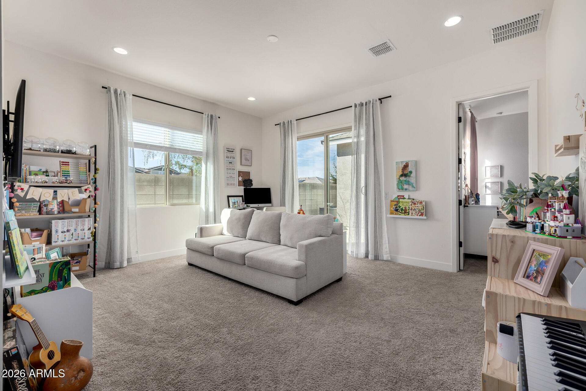 18418 W MEDLOCK Drive