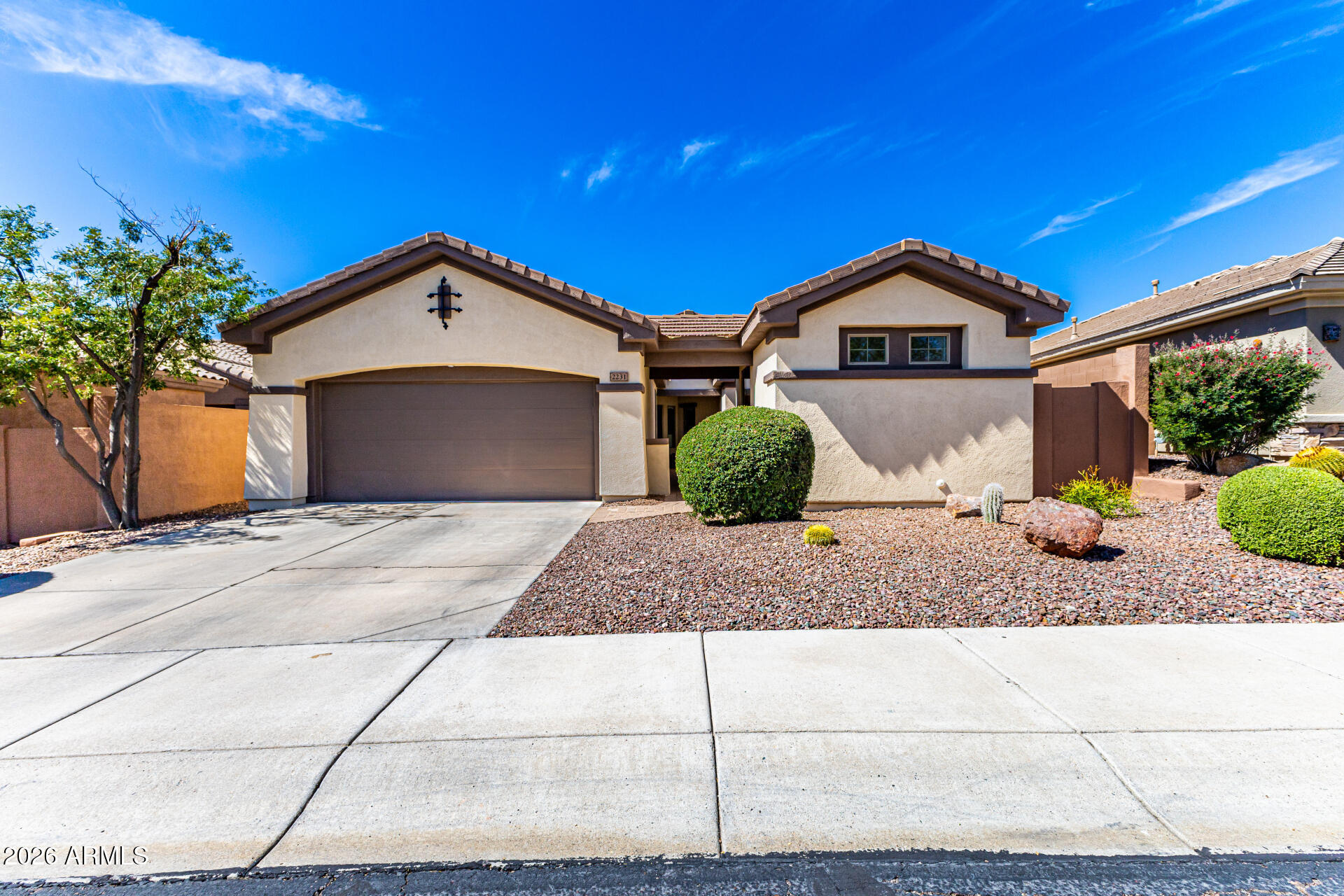 2231 W VALHALLA Court