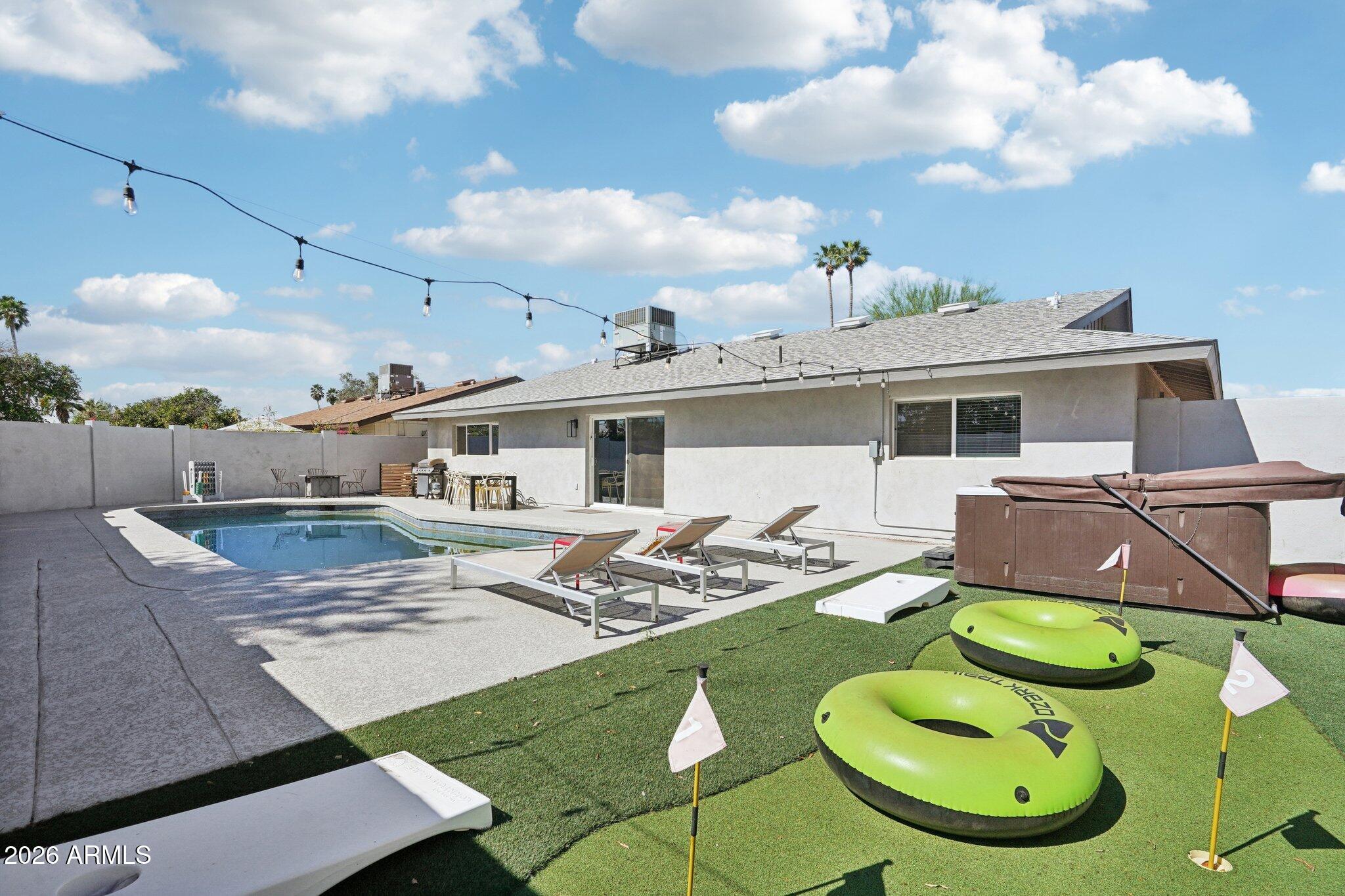 8707 E CLARENDON Avenue