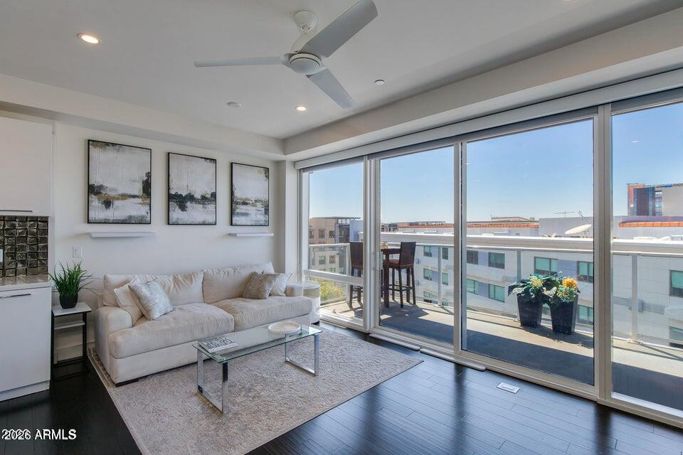 4422 N 75th Street Unit 6003