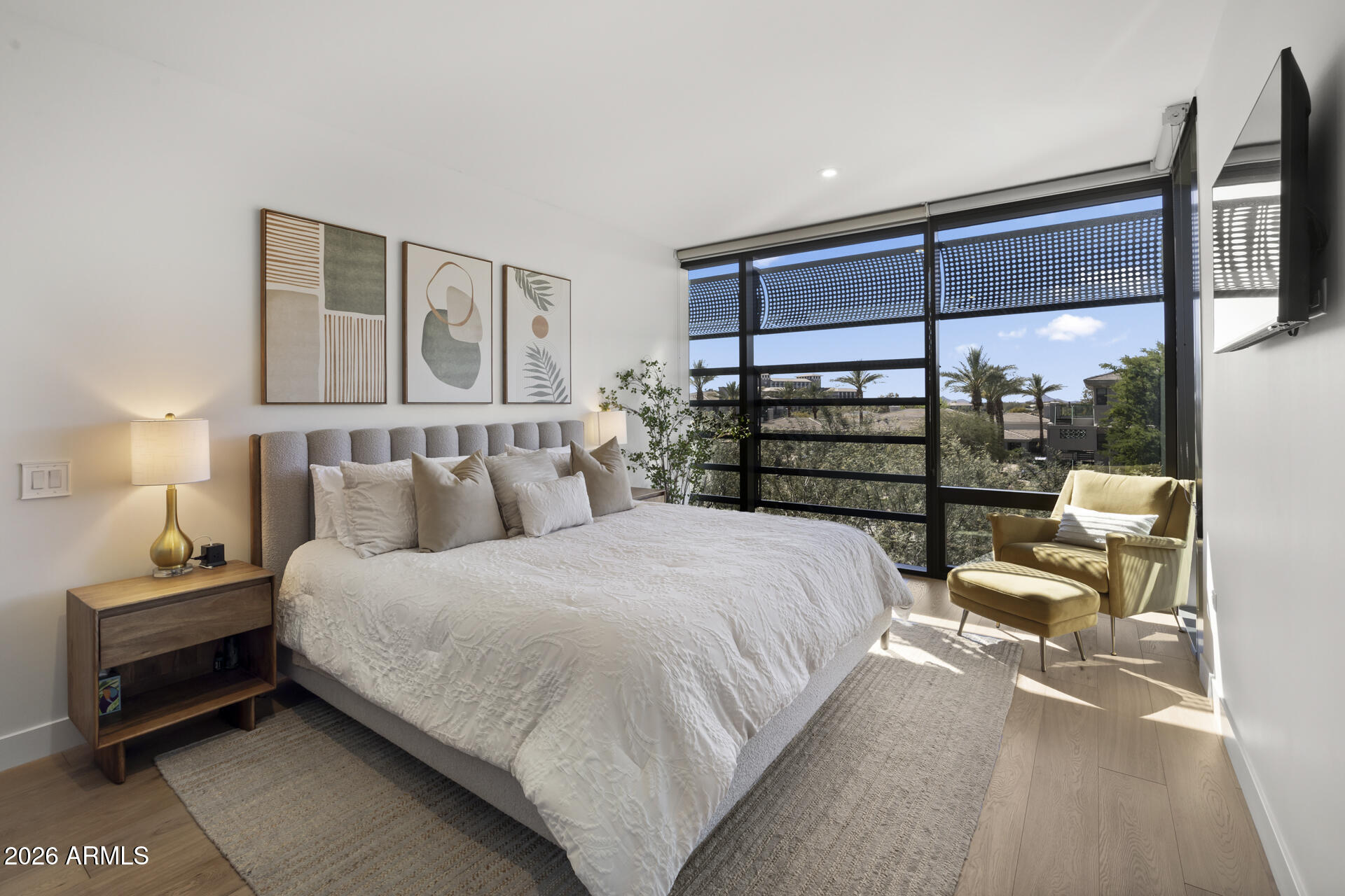 7120 E KIERLAND Boulevard 310