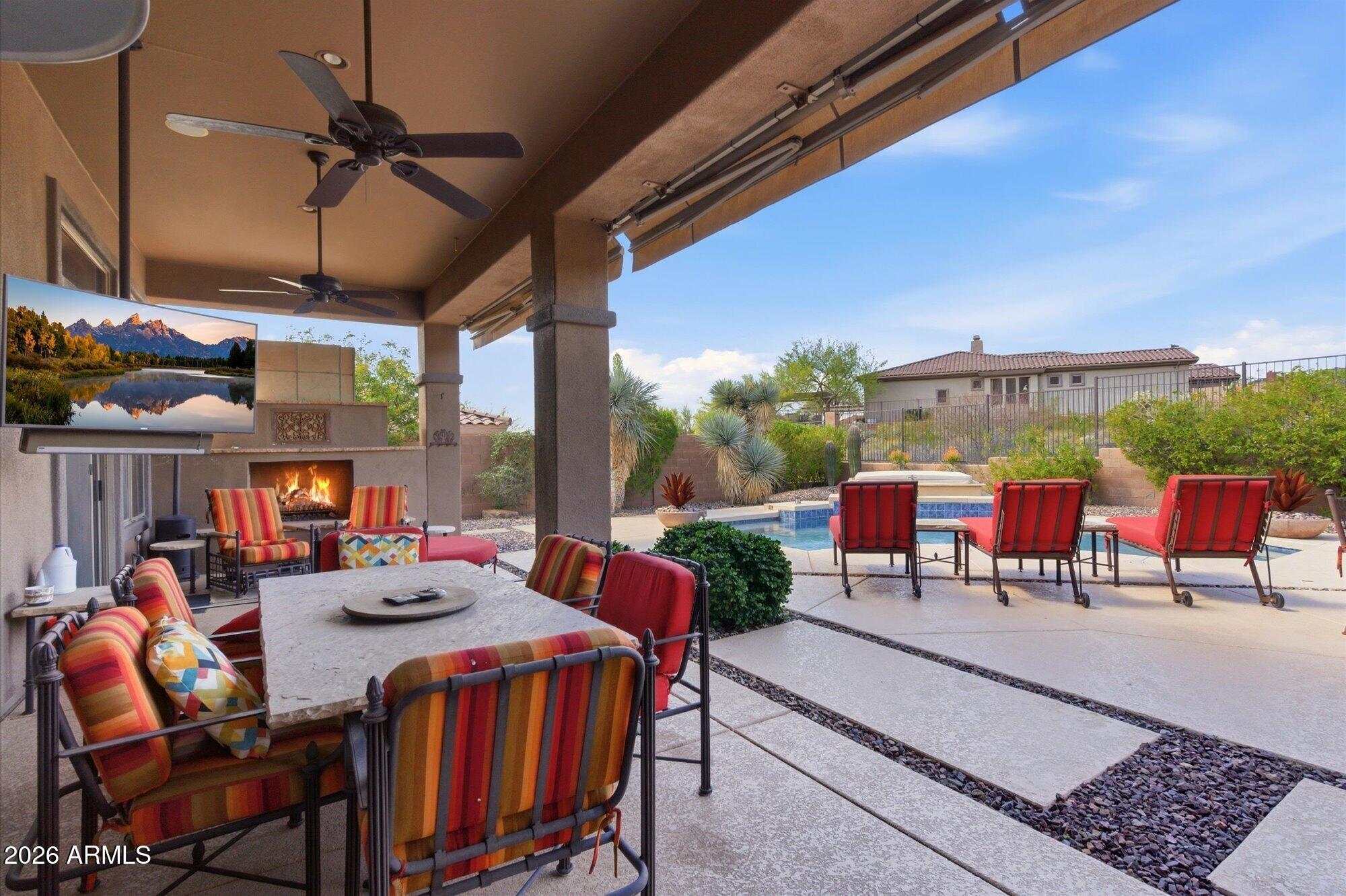 42016 N BACK CREEK Court