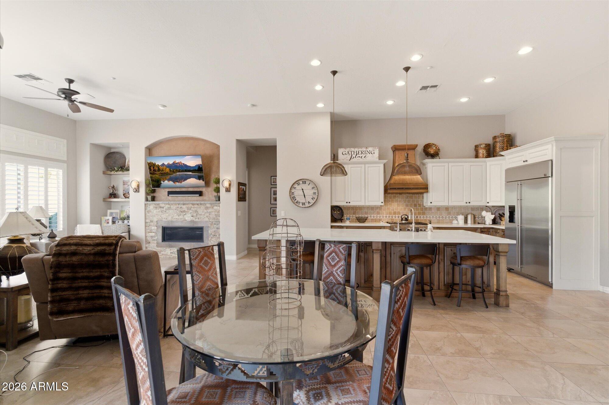 42016 N BACK CREEK Court