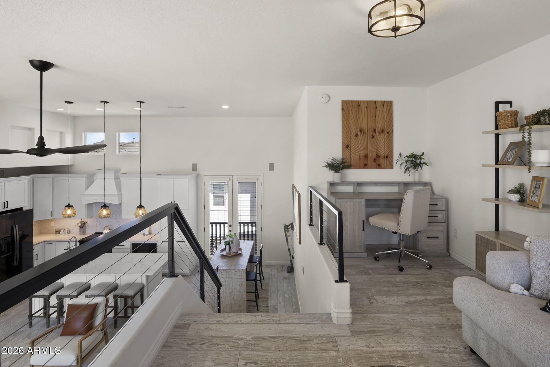 15221 N CLUBGATE Drive 2064