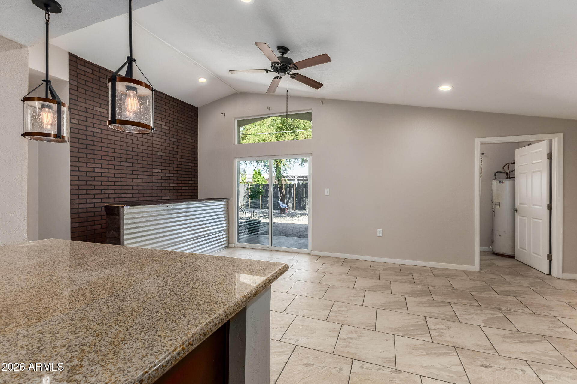 1538 W SONORA Street