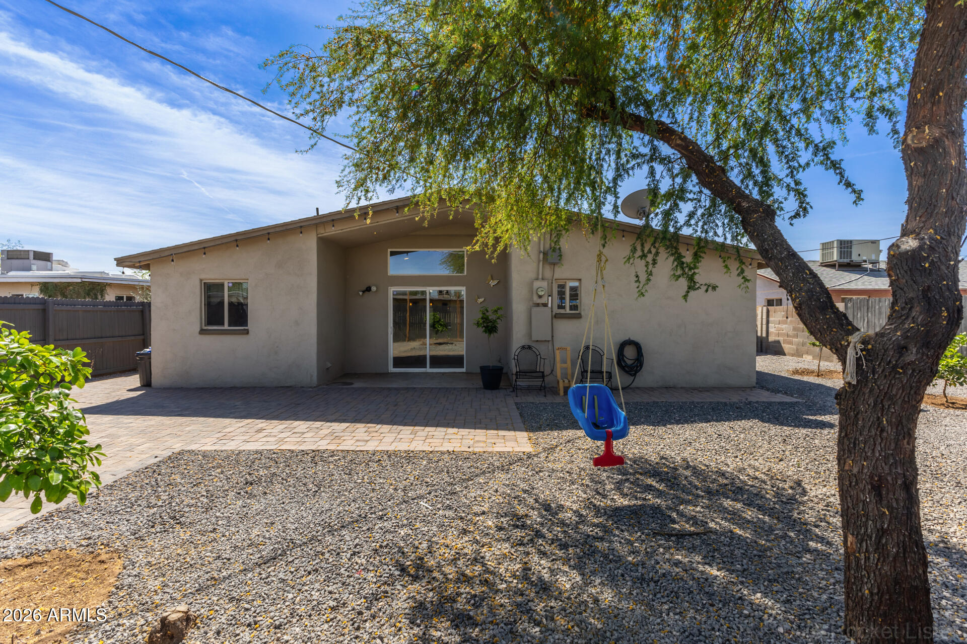 1538 W SONORA Street