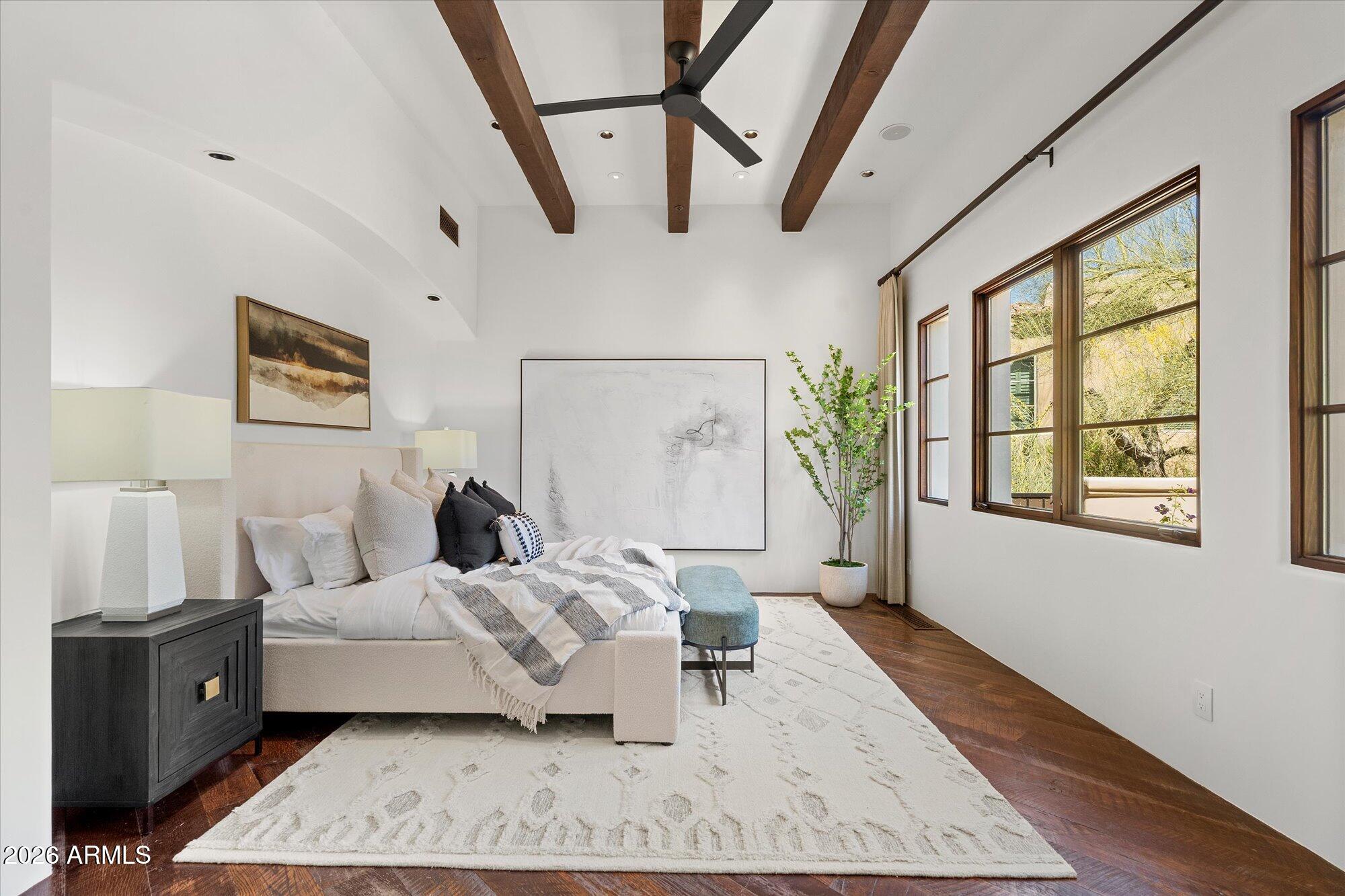 9820 E THOMPSON PEAK Parkway 648