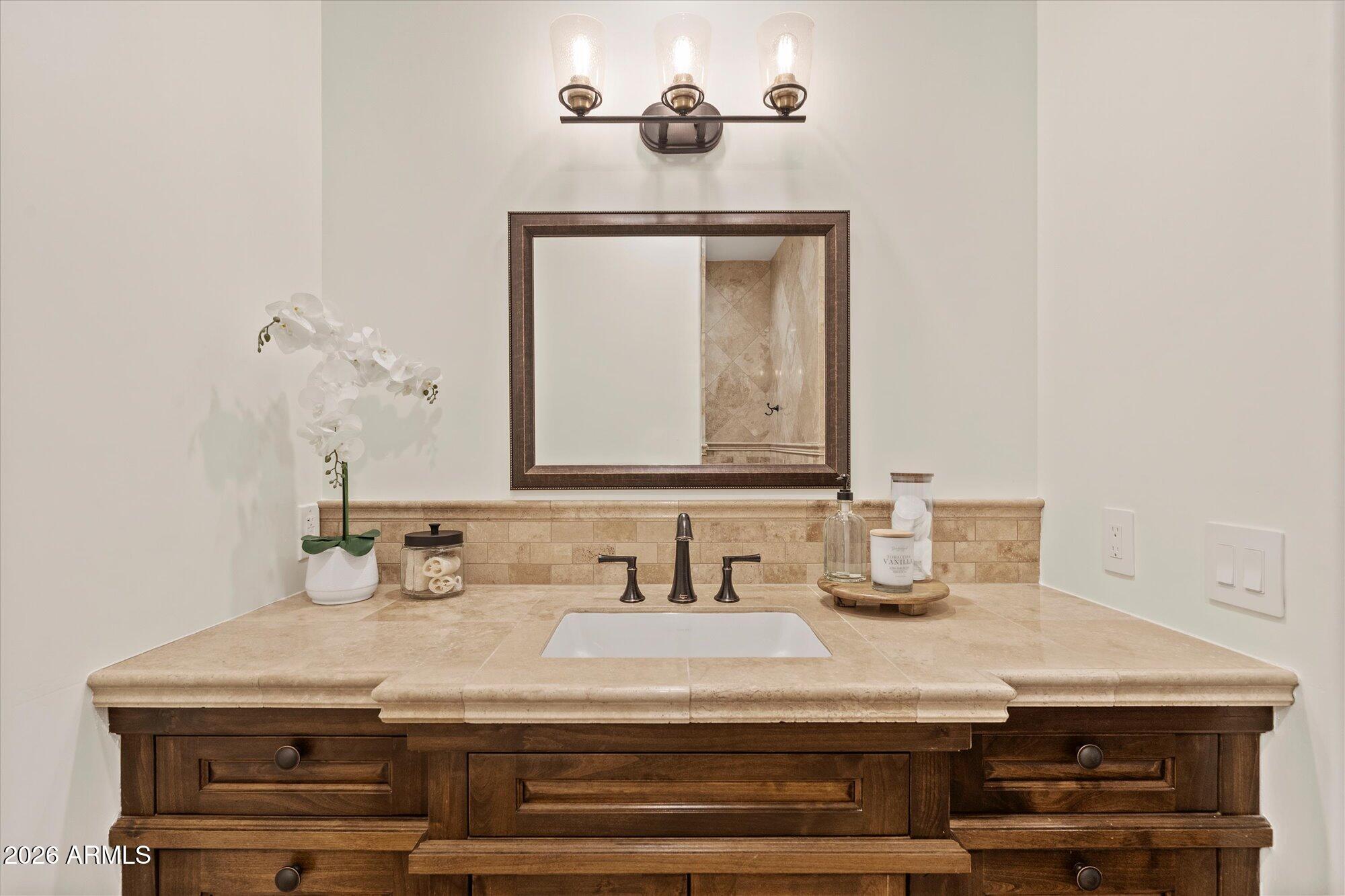 9820 E THOMPSON PEAK Parkway 648