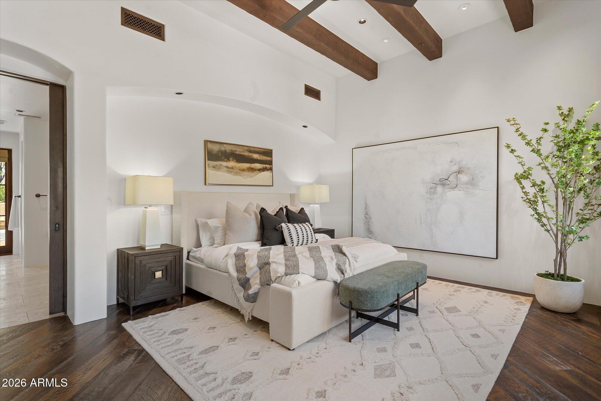 9820 E THOMPSON PEAK Parkway 648