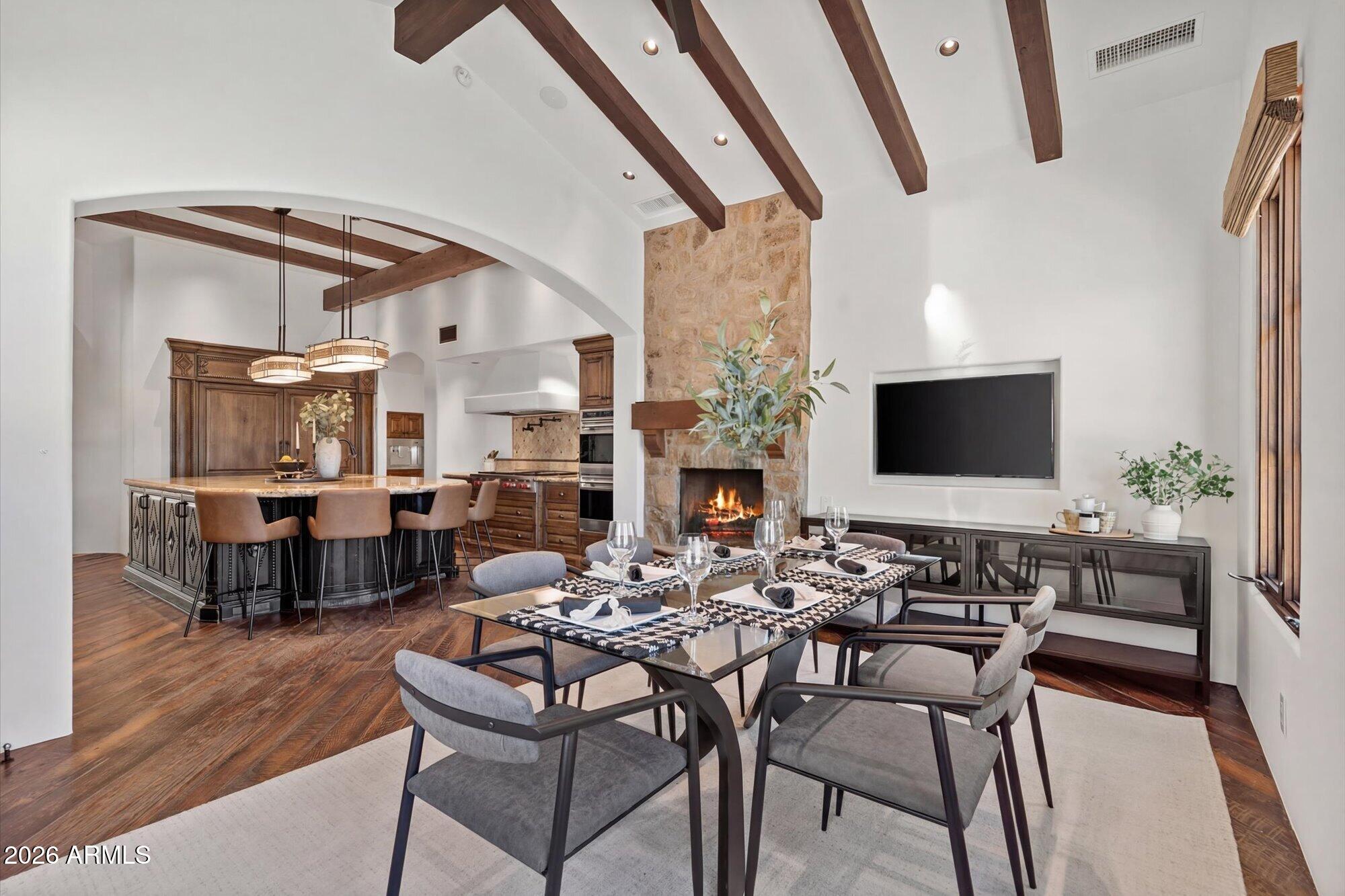 9820 E THOMPSON PEAK Parkway 648