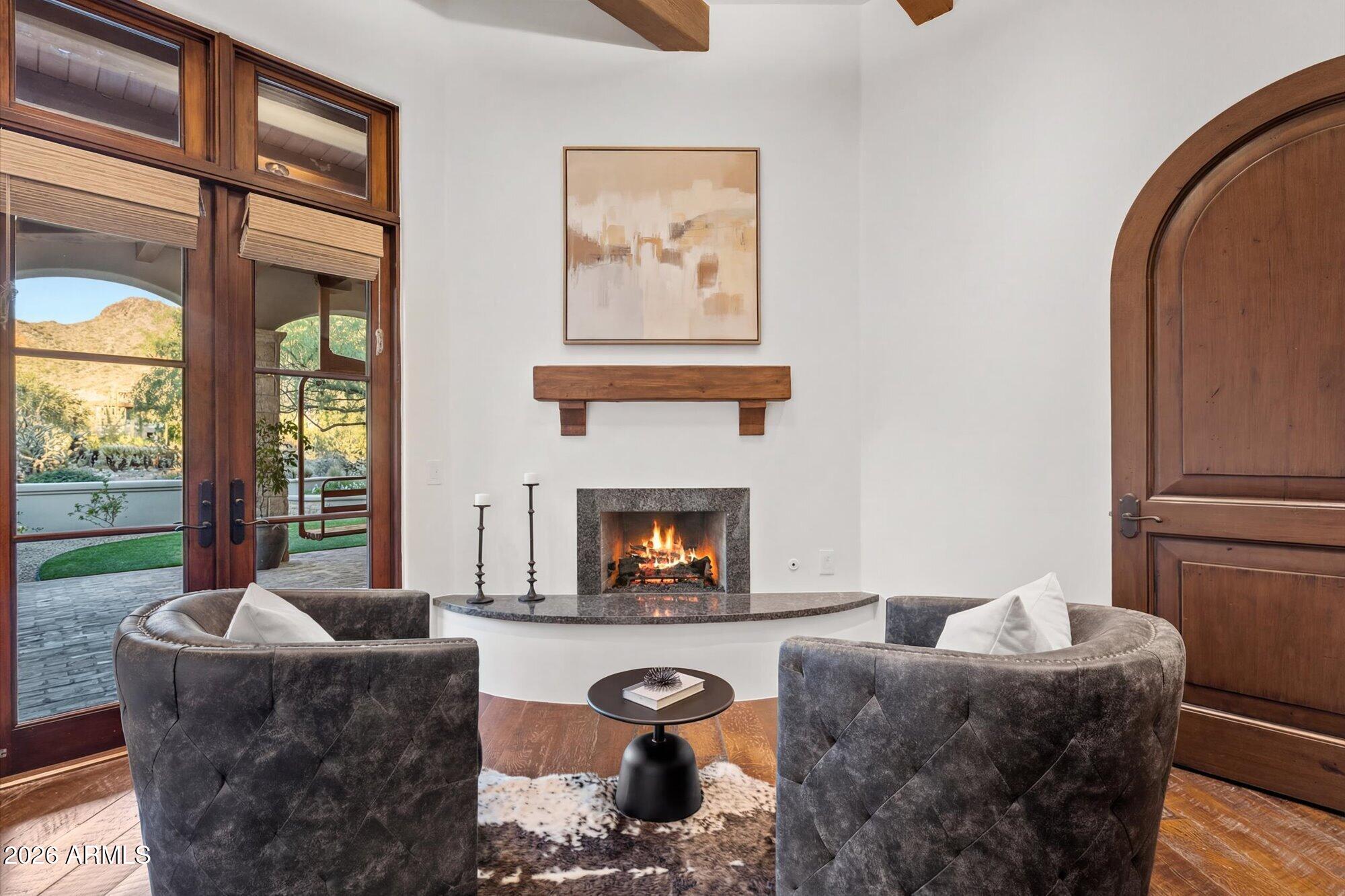 9820 E THOMPSON PEAK Parkway 648