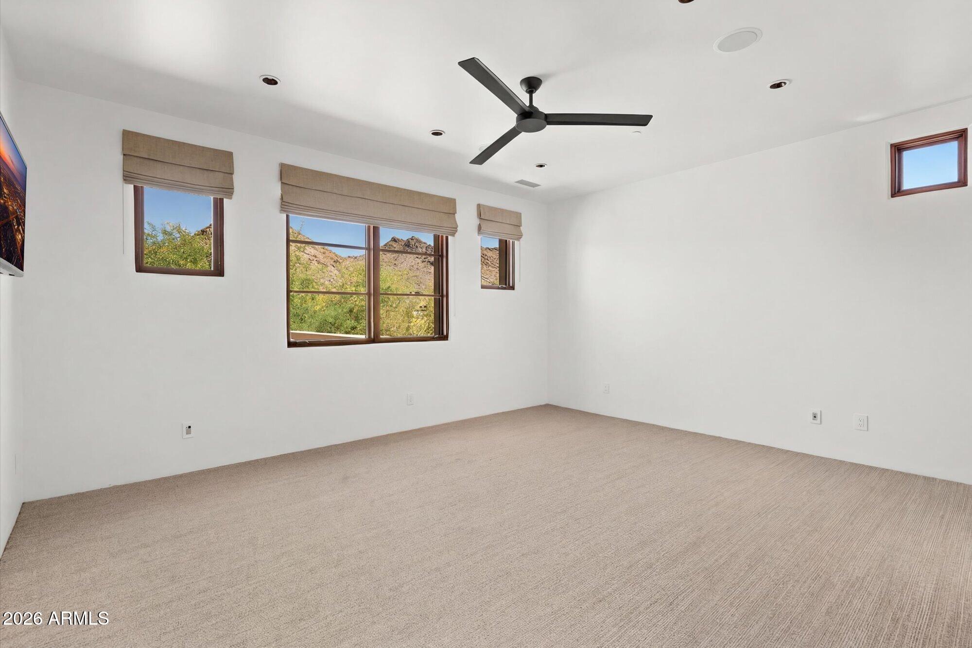 9820 E THOMPSON PEAK Parkway 648