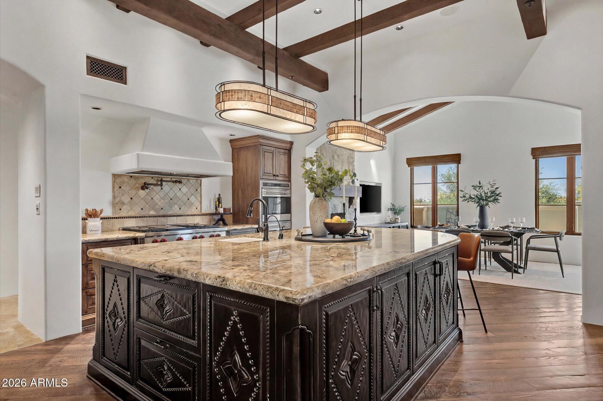 9820 E THOMPSON PEAK Parkway 648