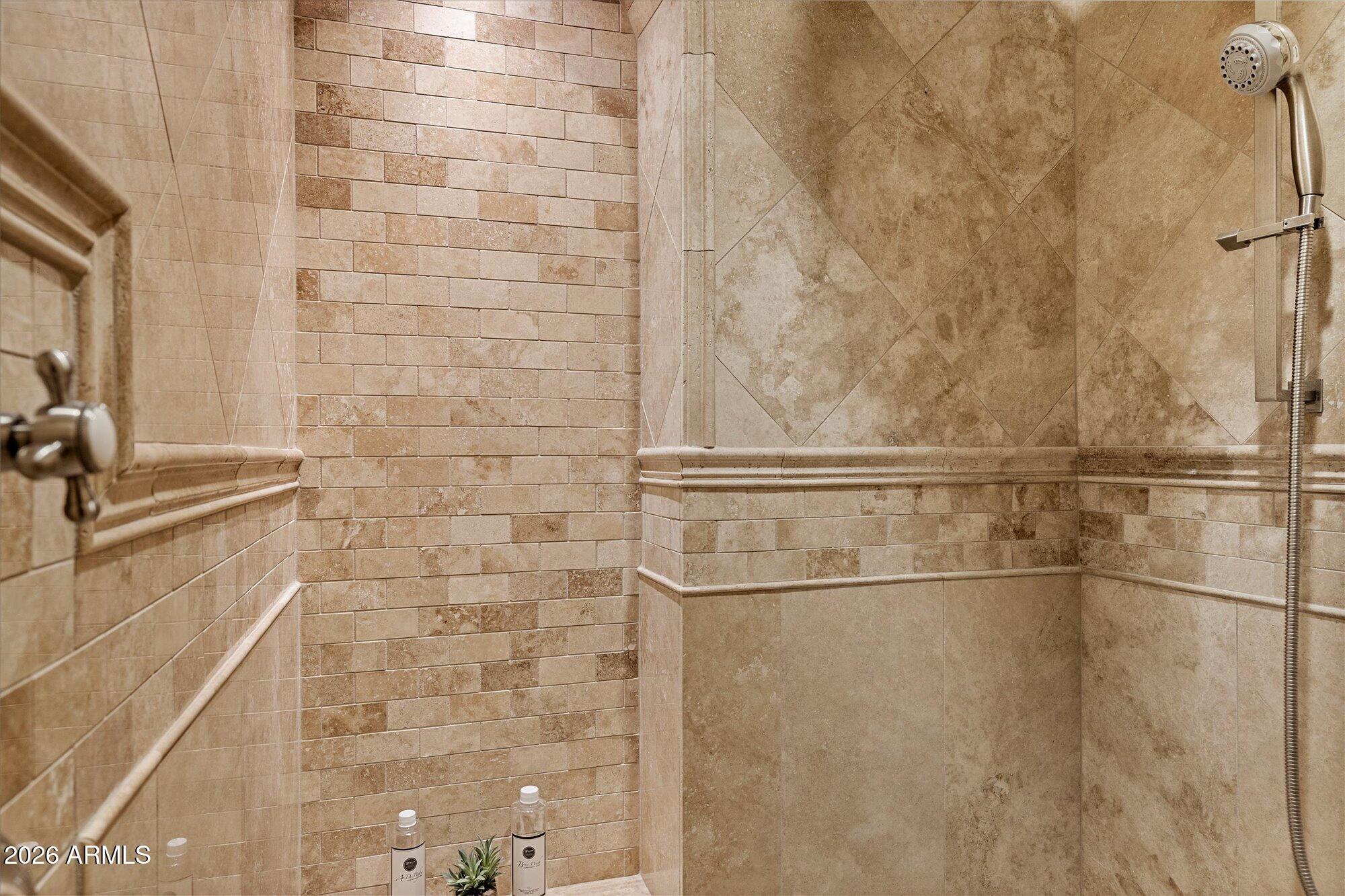 9820 E THOMPSON PEAK Parkway 648