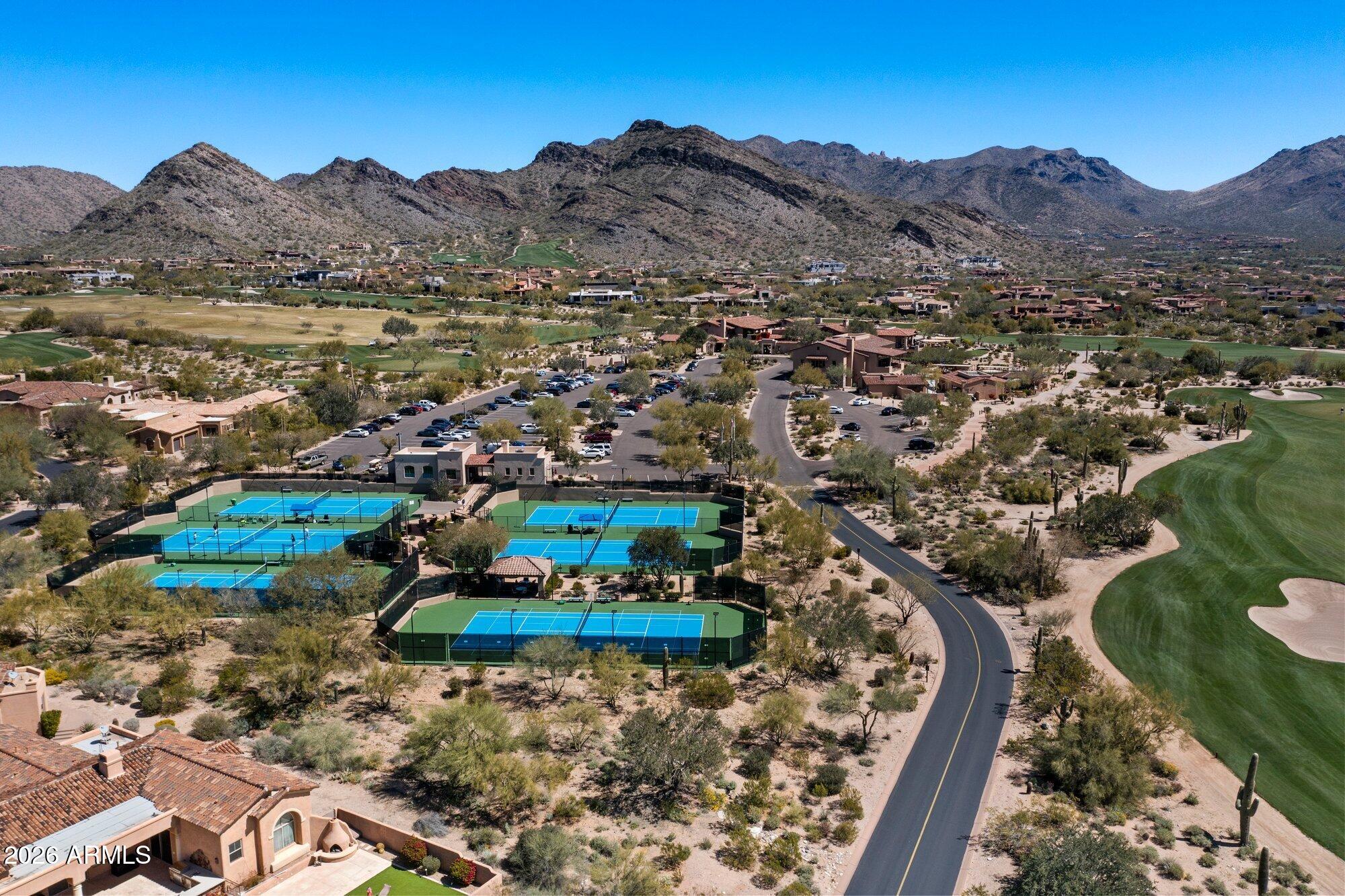 9820 E THOMPSON PEAK Parkway 648