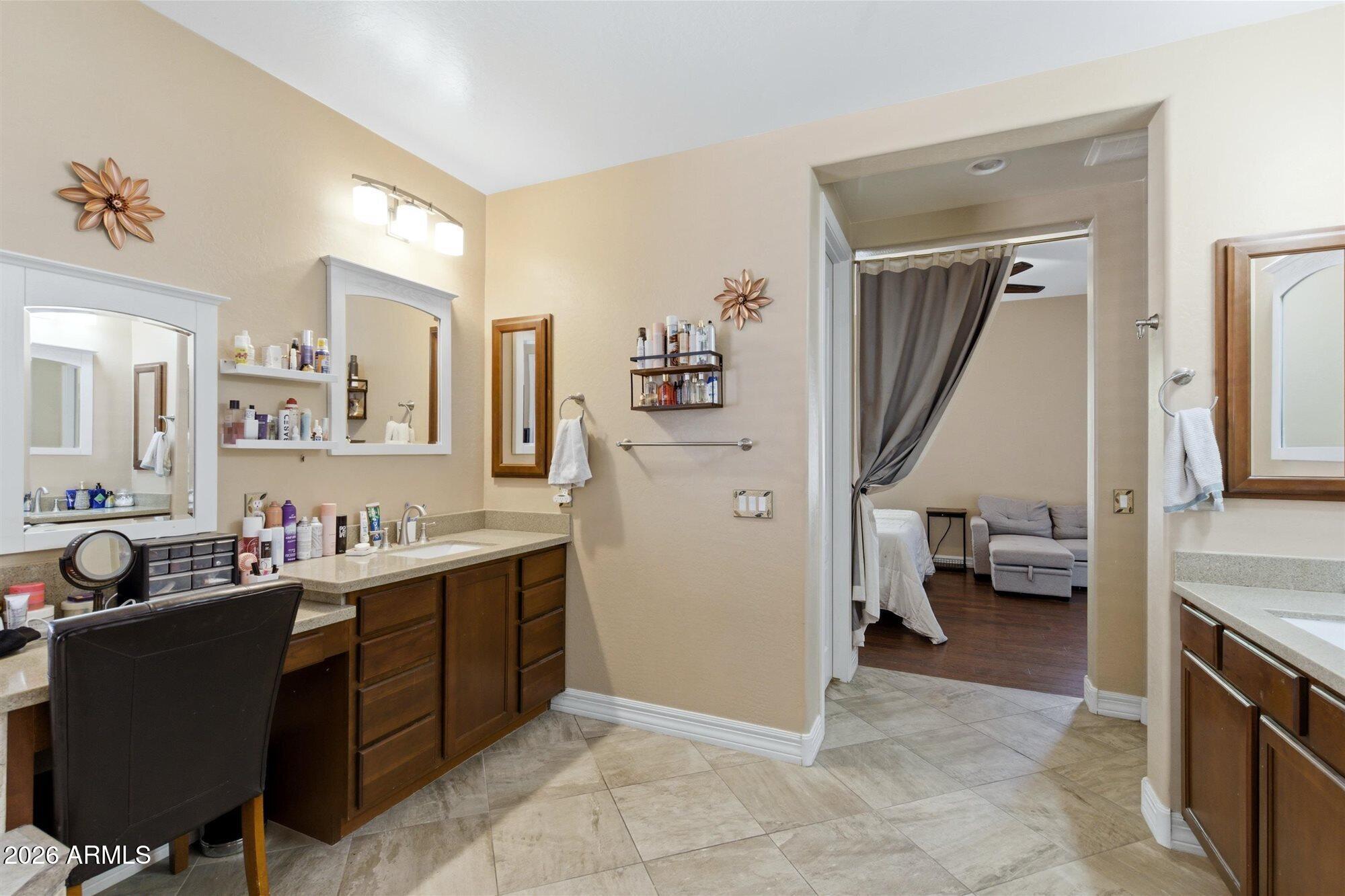 15244 W ALEXANDRIA Way