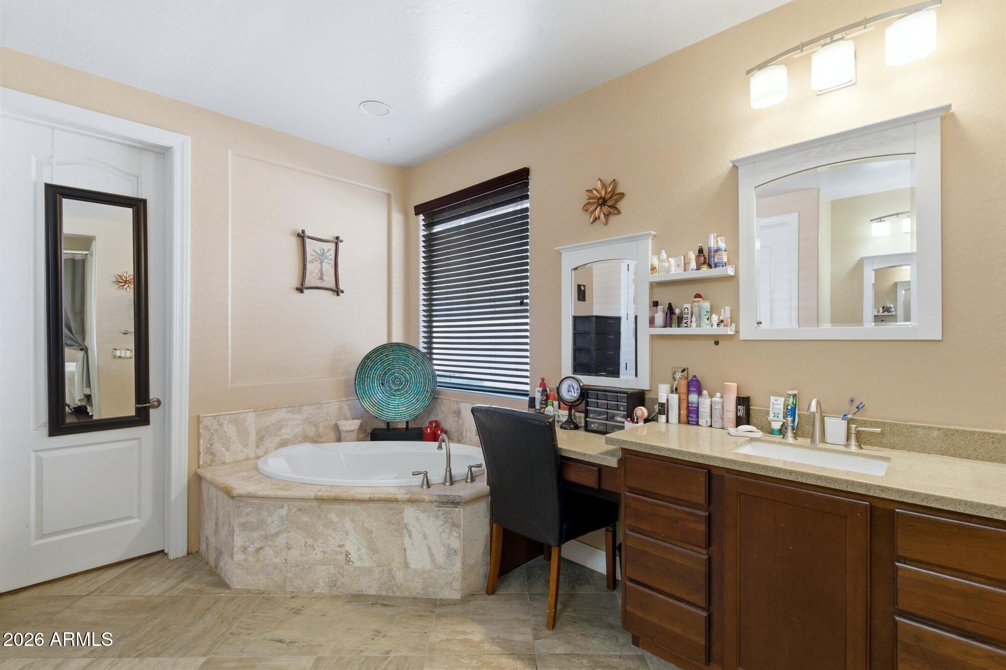 15244 W ALEXANDRIA Way