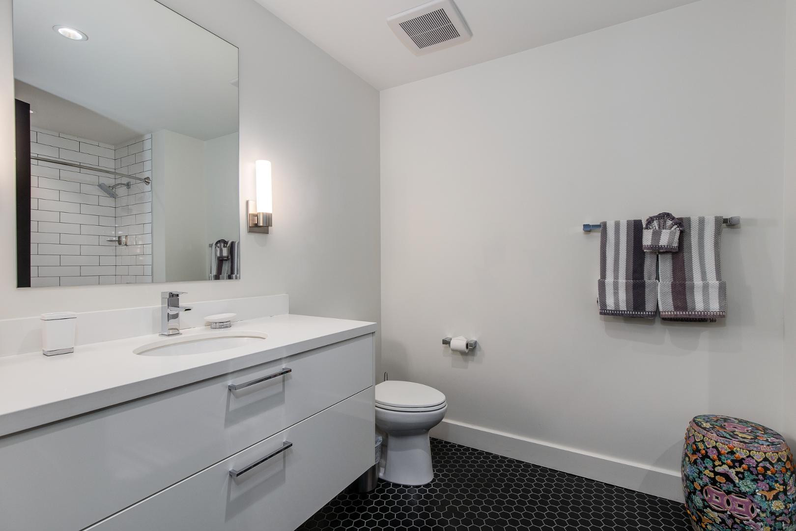 4422 N 75th Street 5012