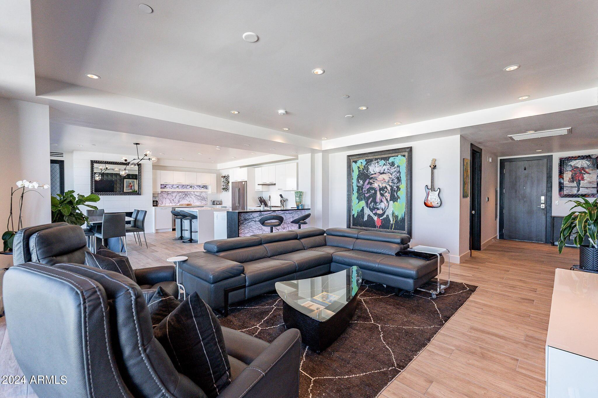 4422 N 75th Street Unit 5011