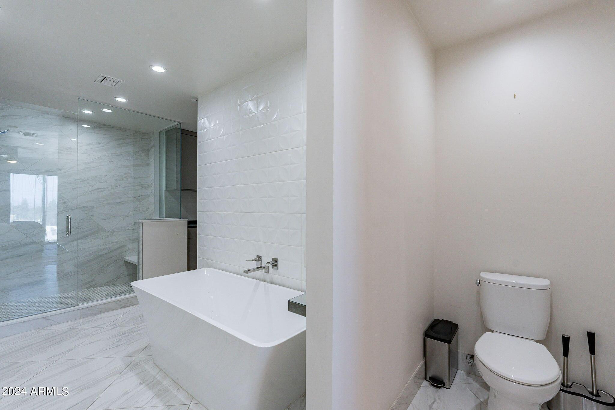 4422 N 75th Street Unit 5011