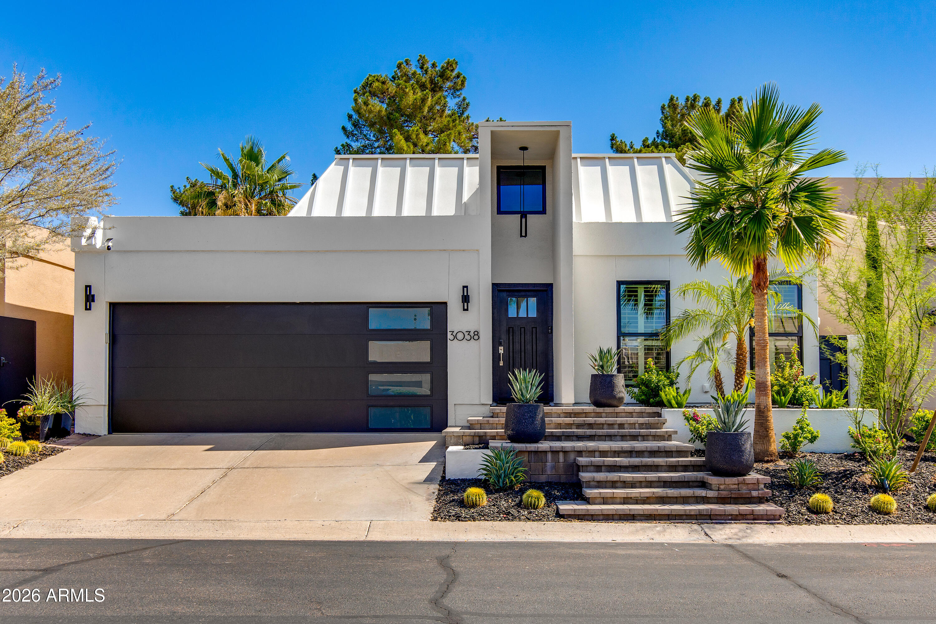 3038 E STELLA Lane