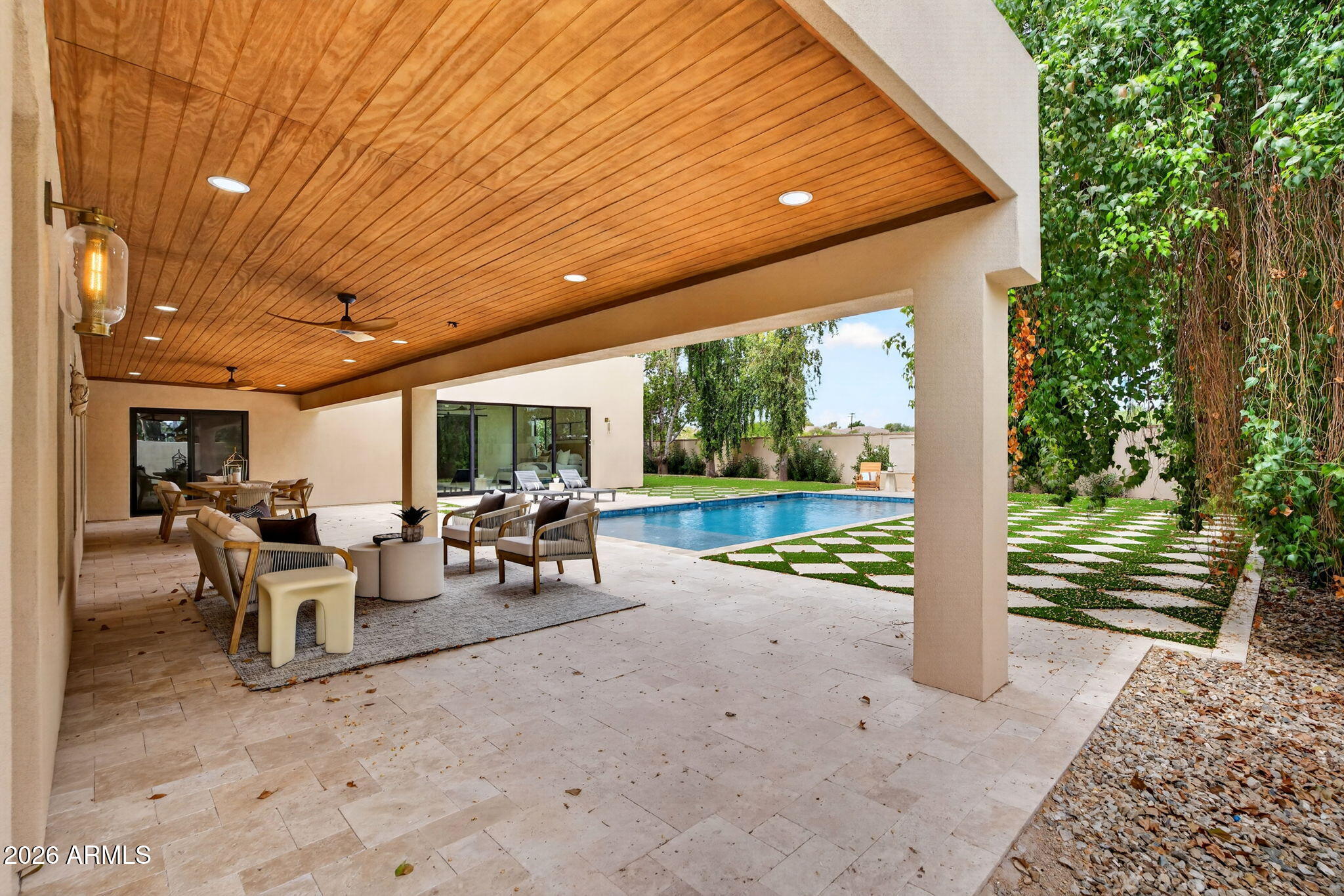 8220 E APPALOOSA Trail