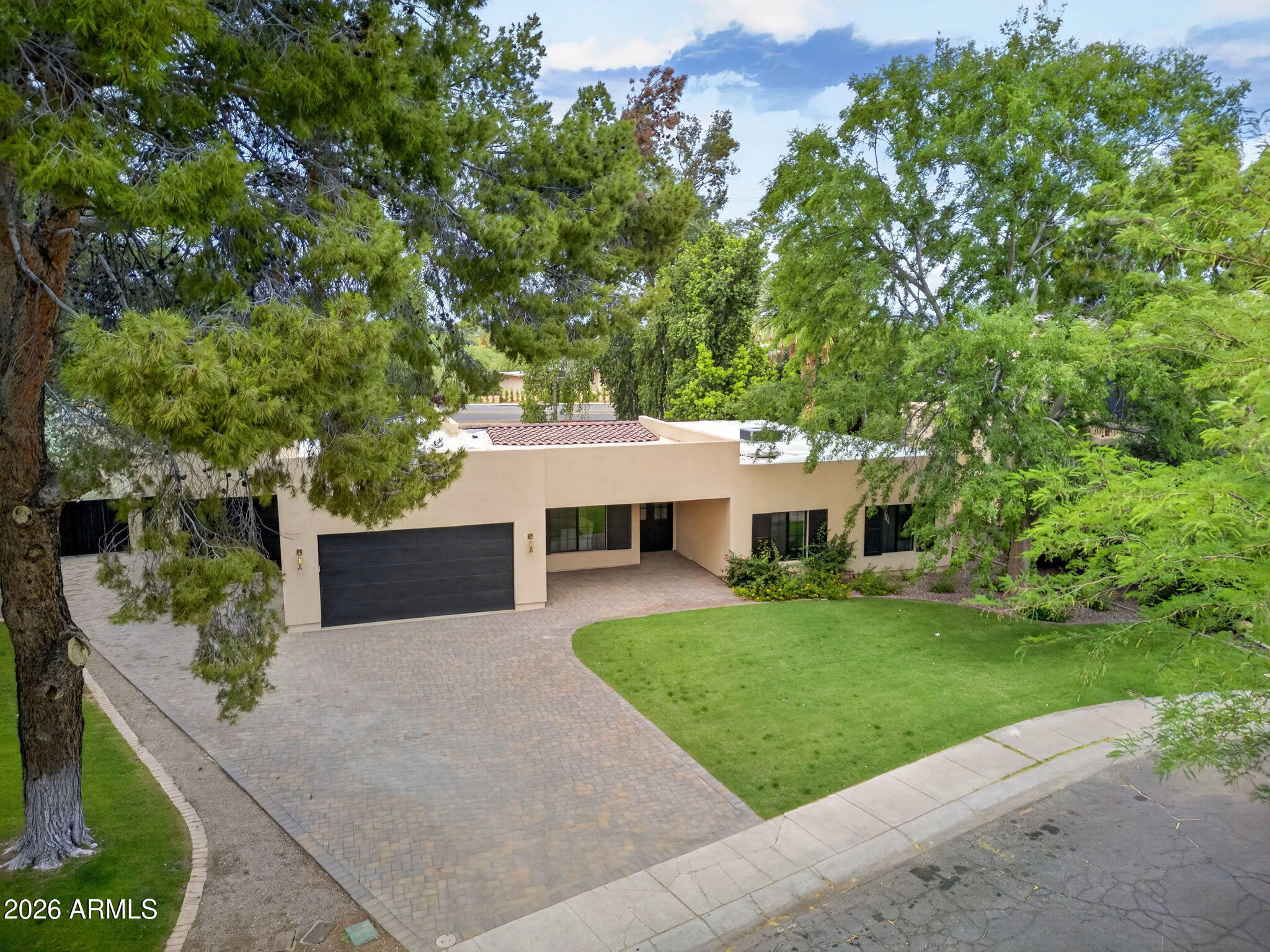 8220 E APPALOOSA Trail