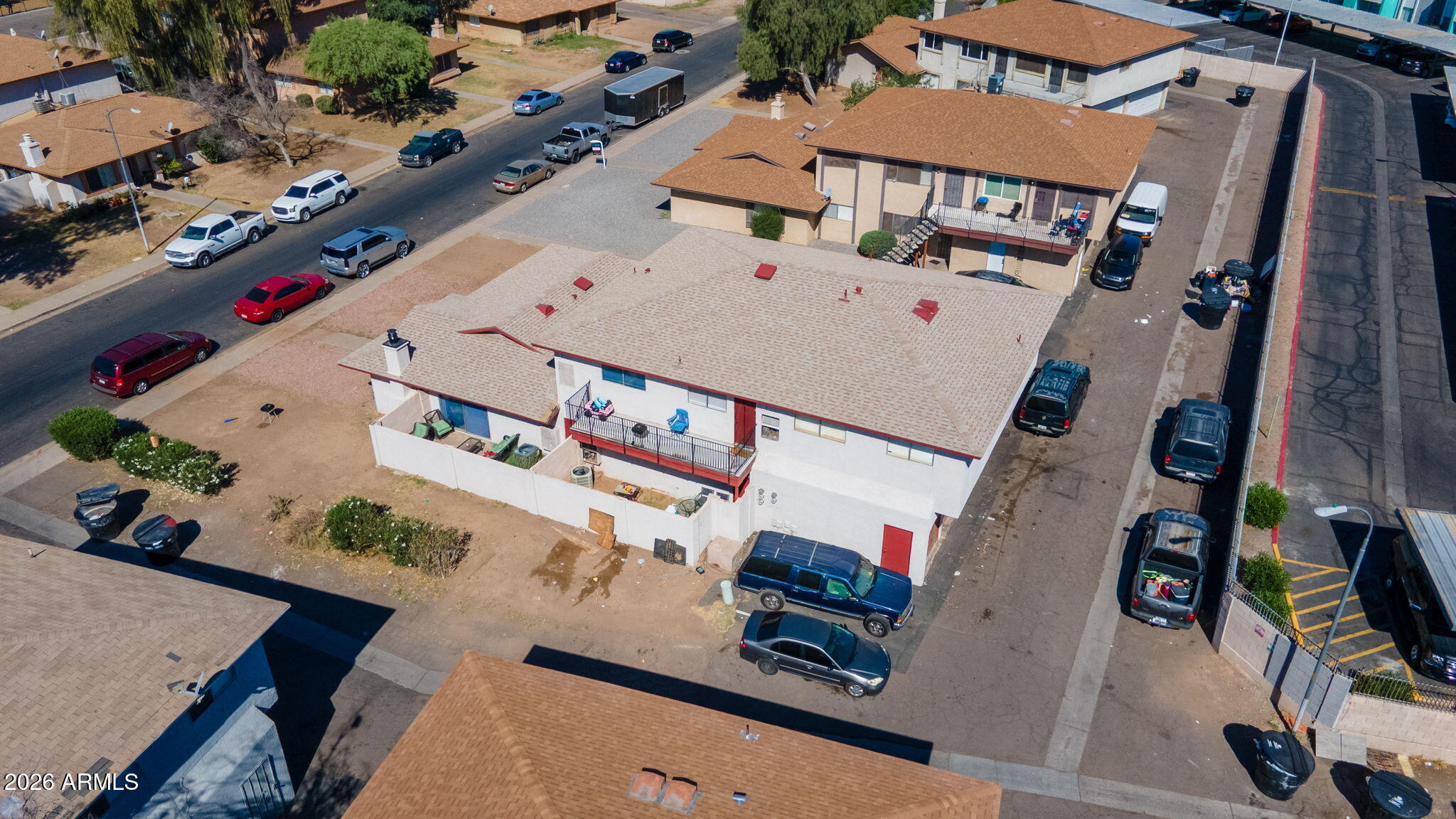 3346 W HARMONT Drive