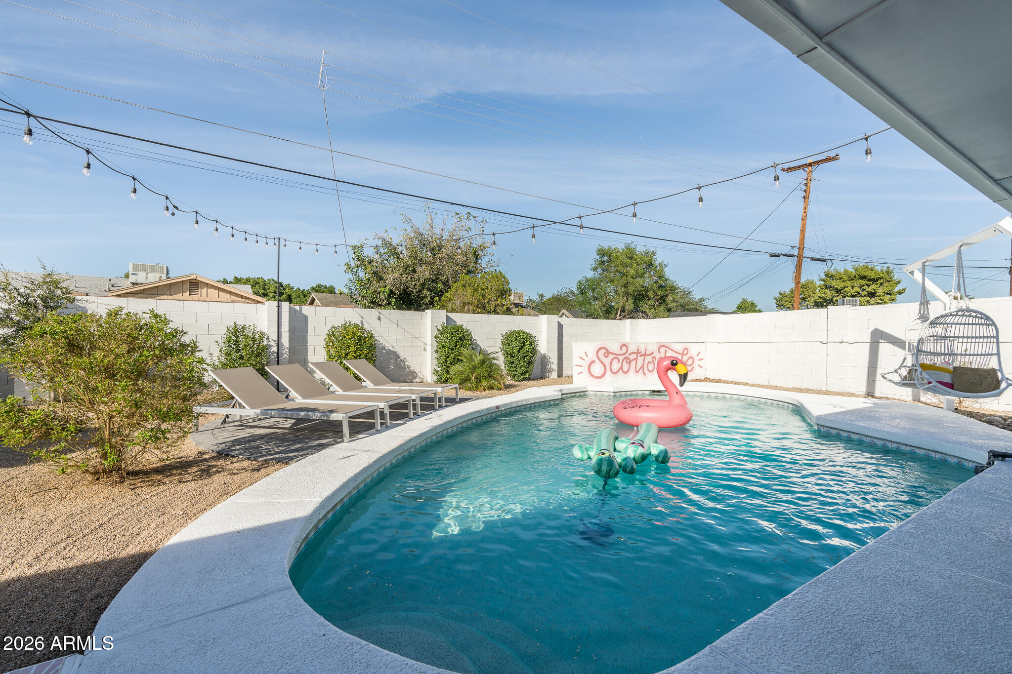 7262 E MCKINLEY Street