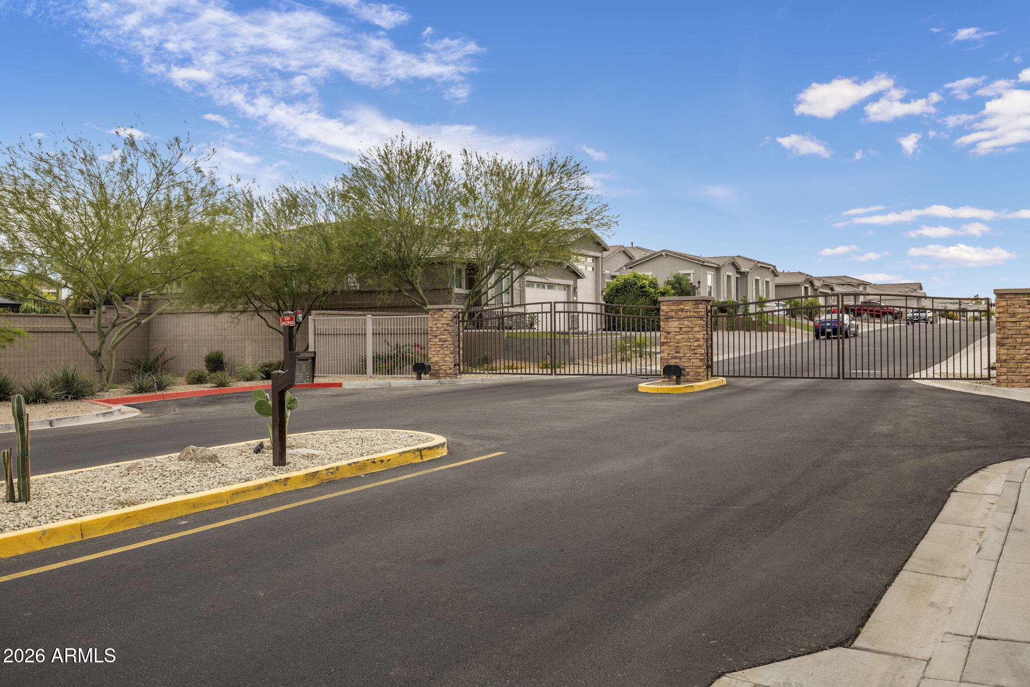 12515 W TUCKEY Lane