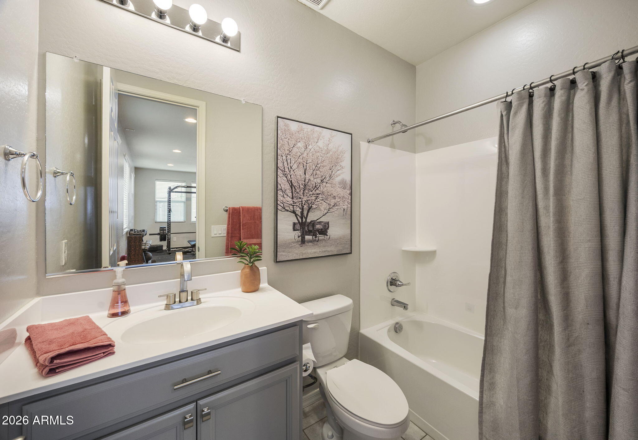 12515 W TUCKEY Lane