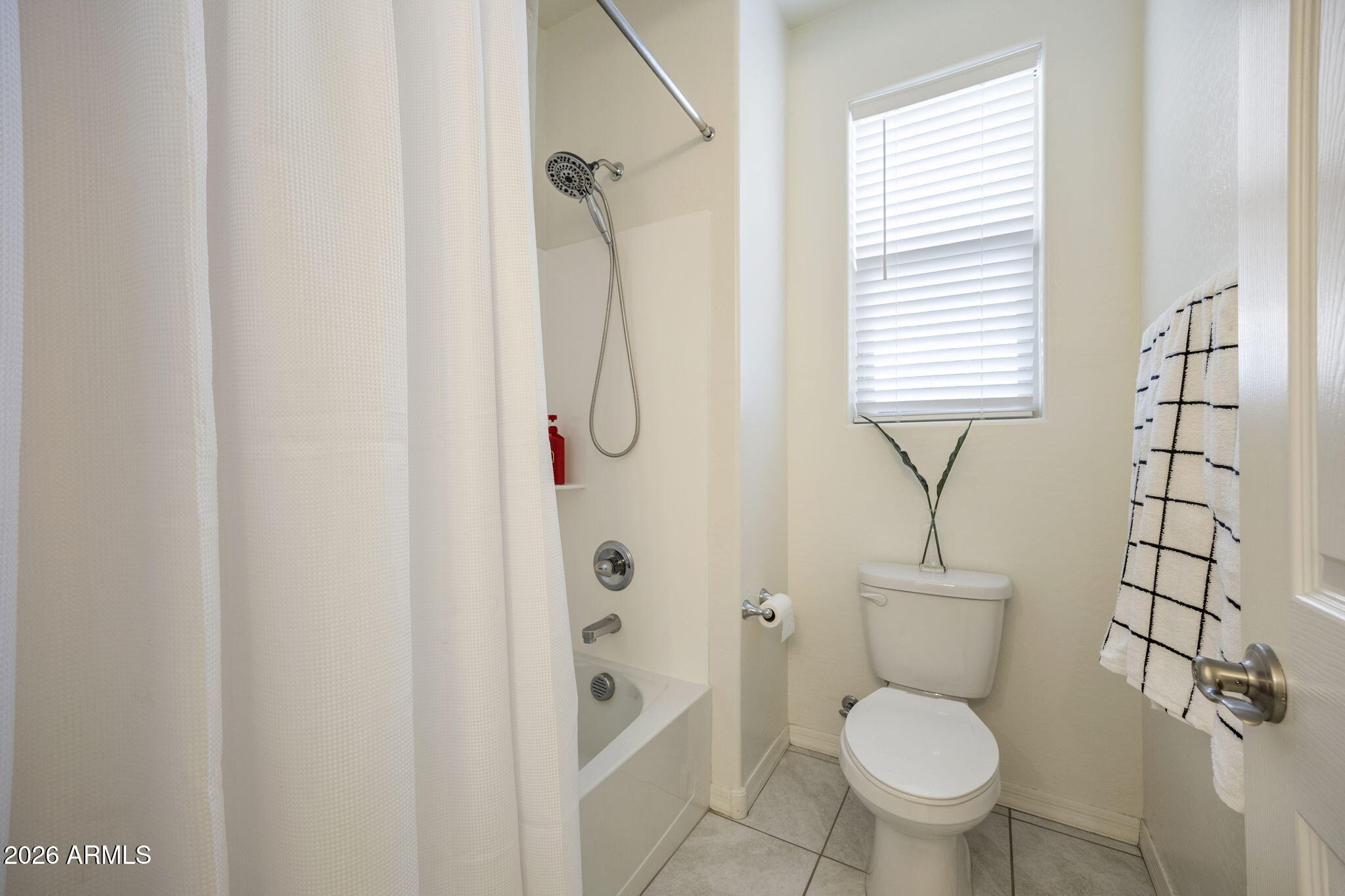 12515 W TUCKEY Lane