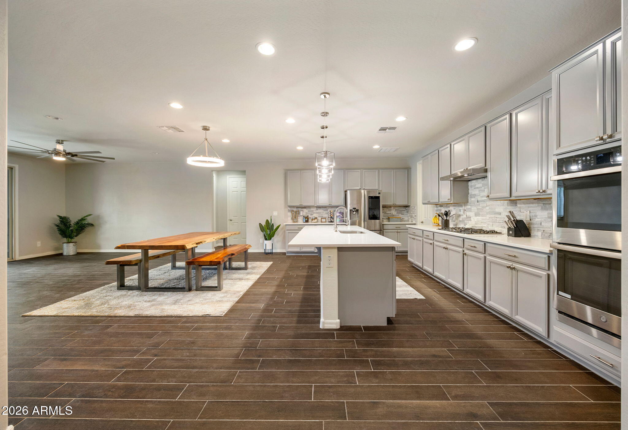 12515 W TUCKEY Lane