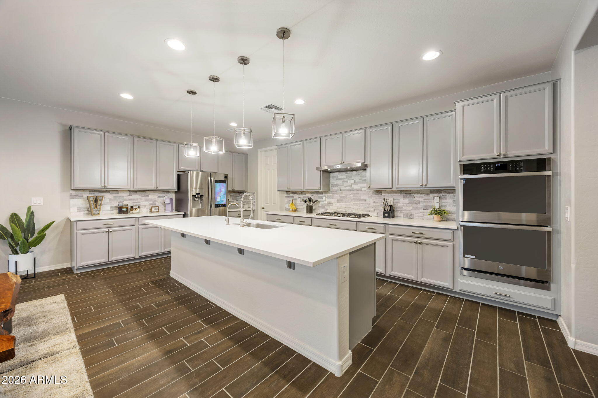 12515 W TUCKEY Lane