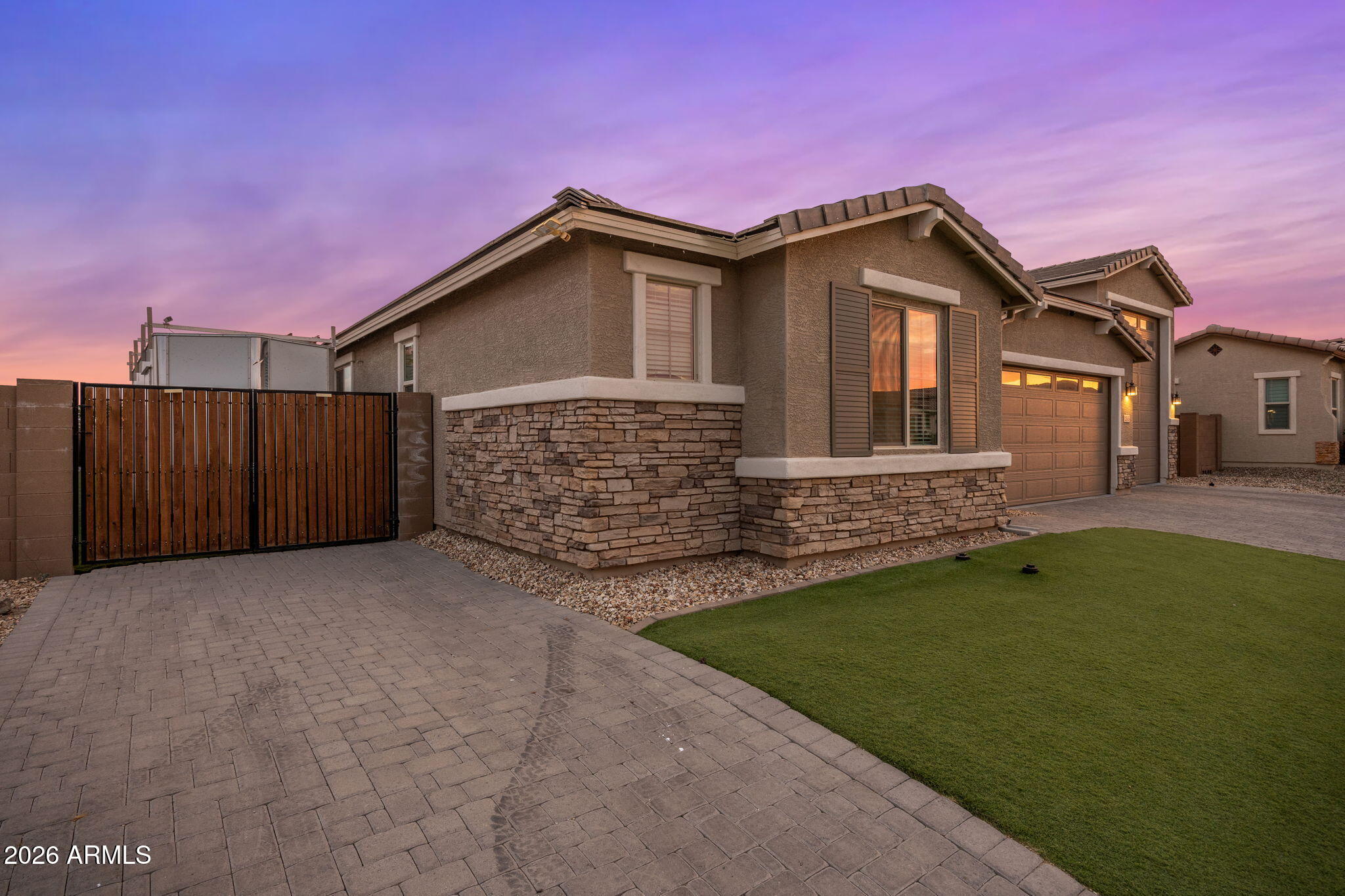 12515 W TUCKEY Lane