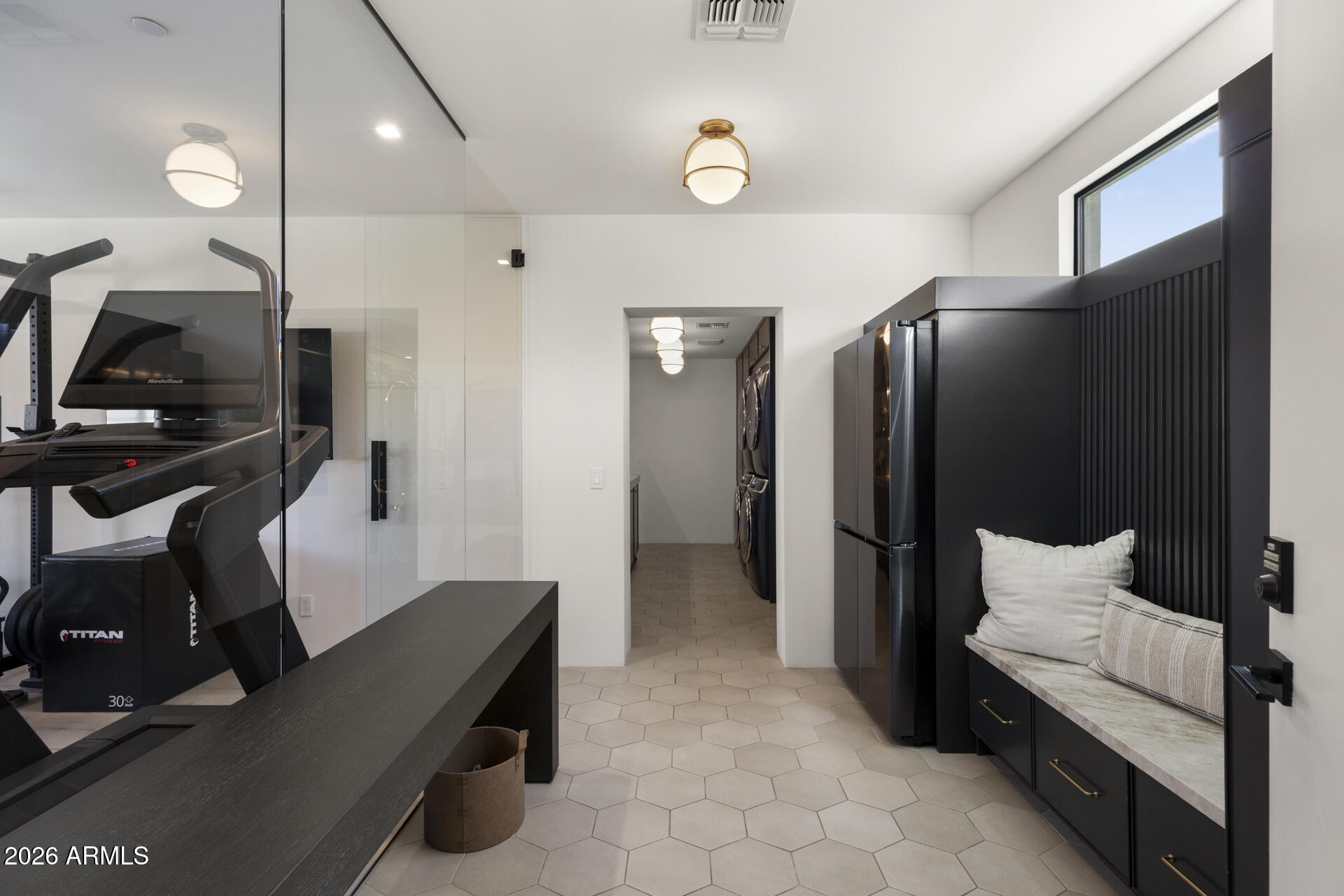 8159 N VIA BUENO
