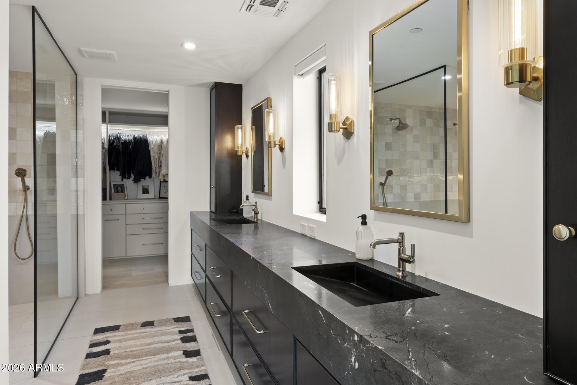 8159 N VIA BUENO