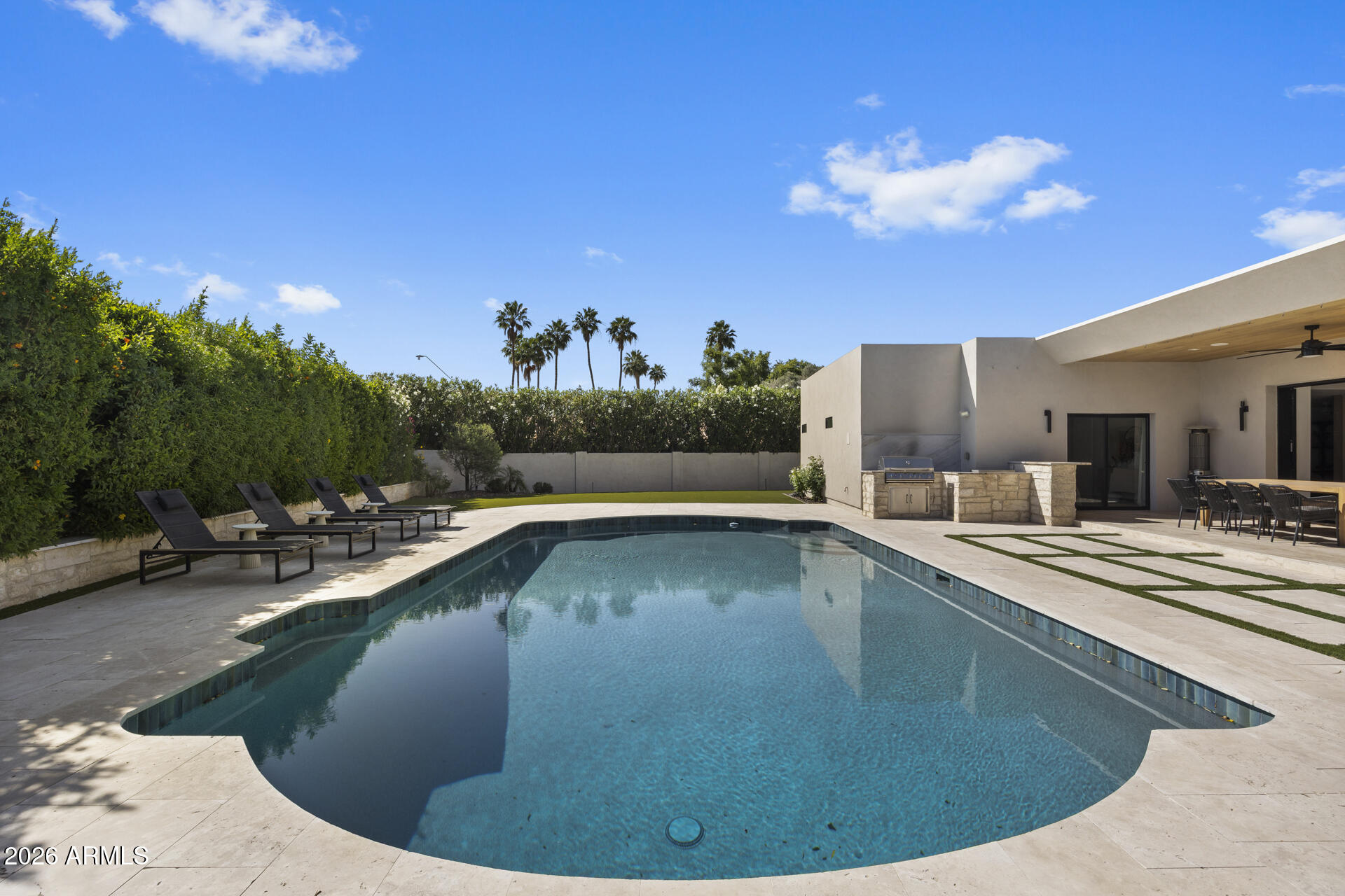 8159 N VIA BUENO