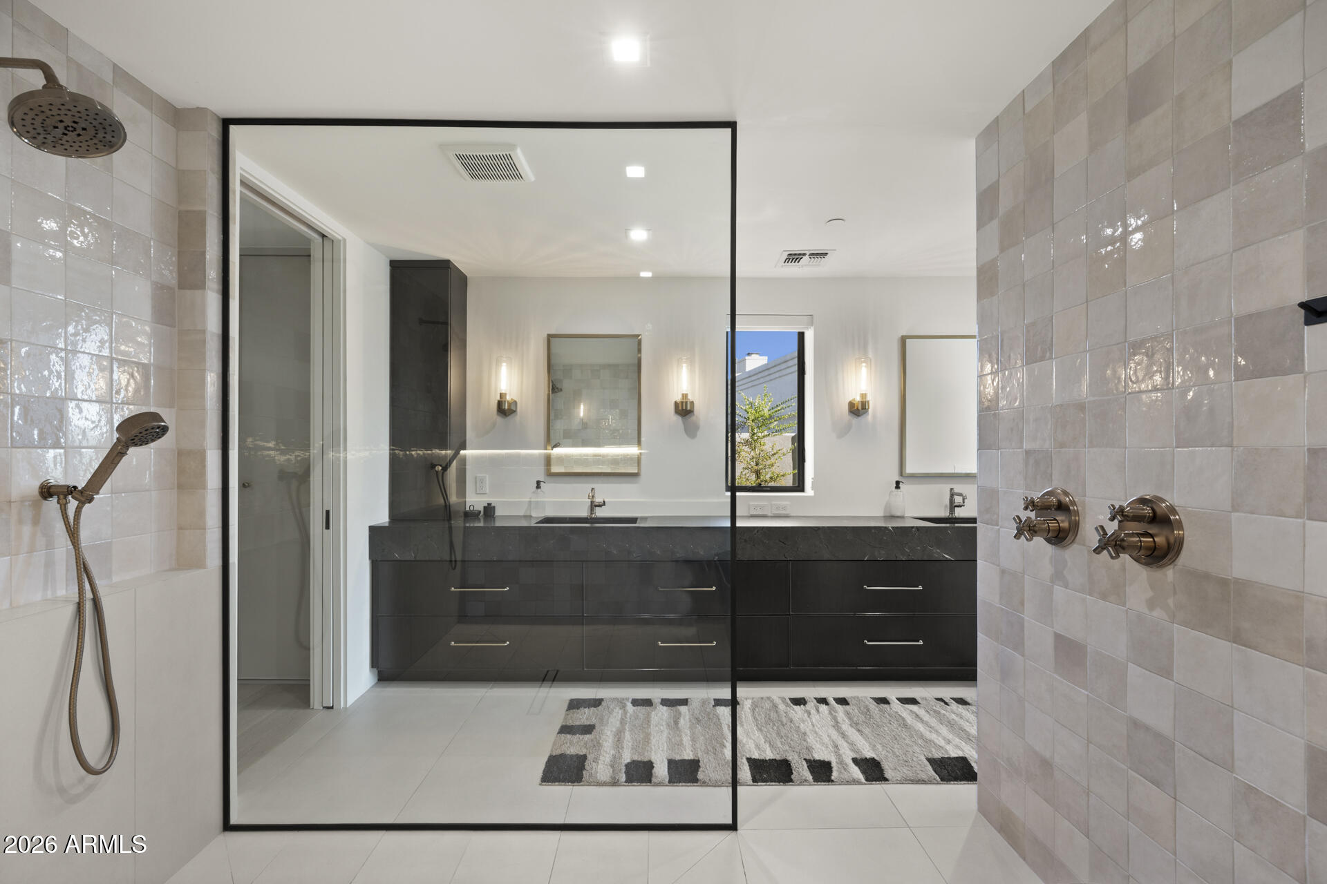 8159 N VIA BUENO